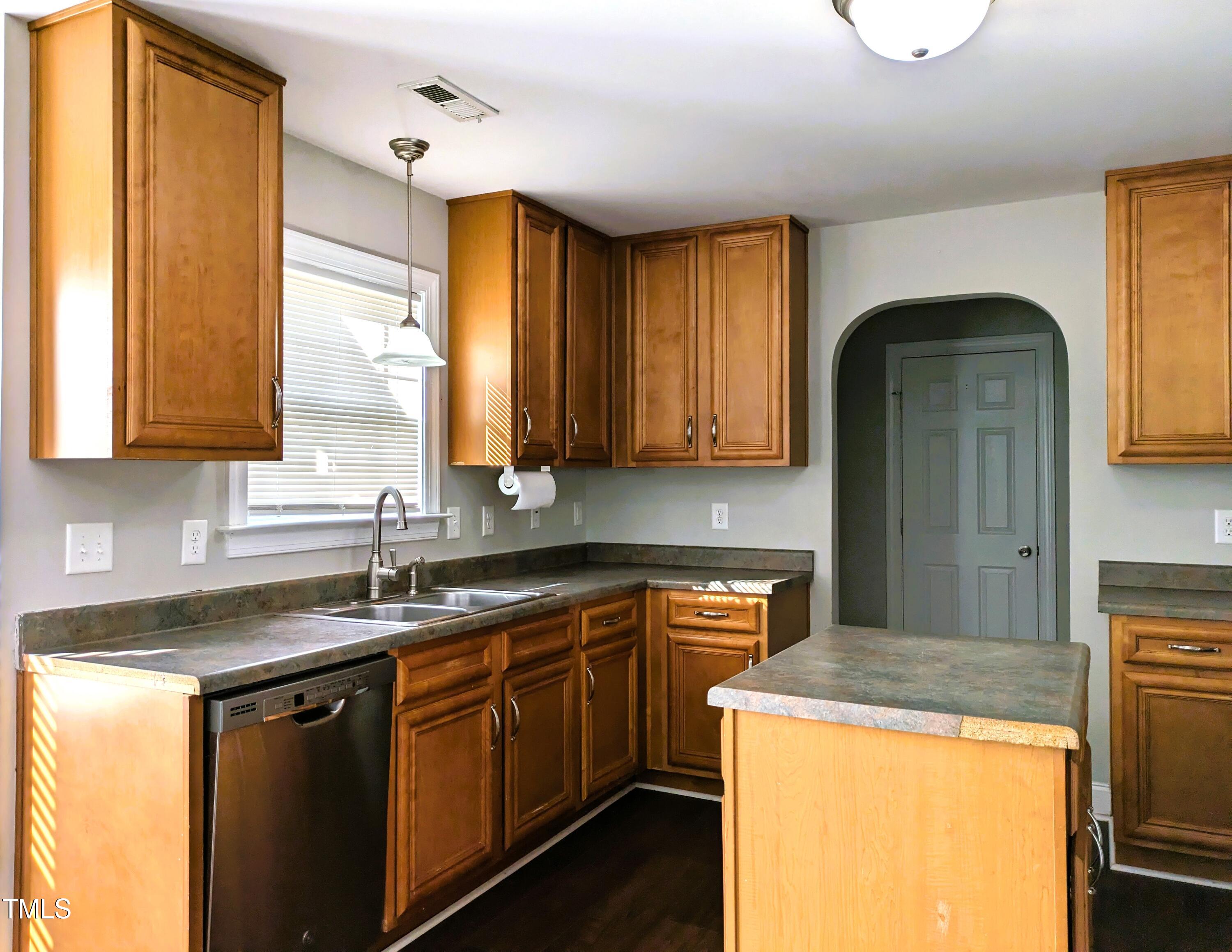 414 Branchmoor Court Property Photo 7