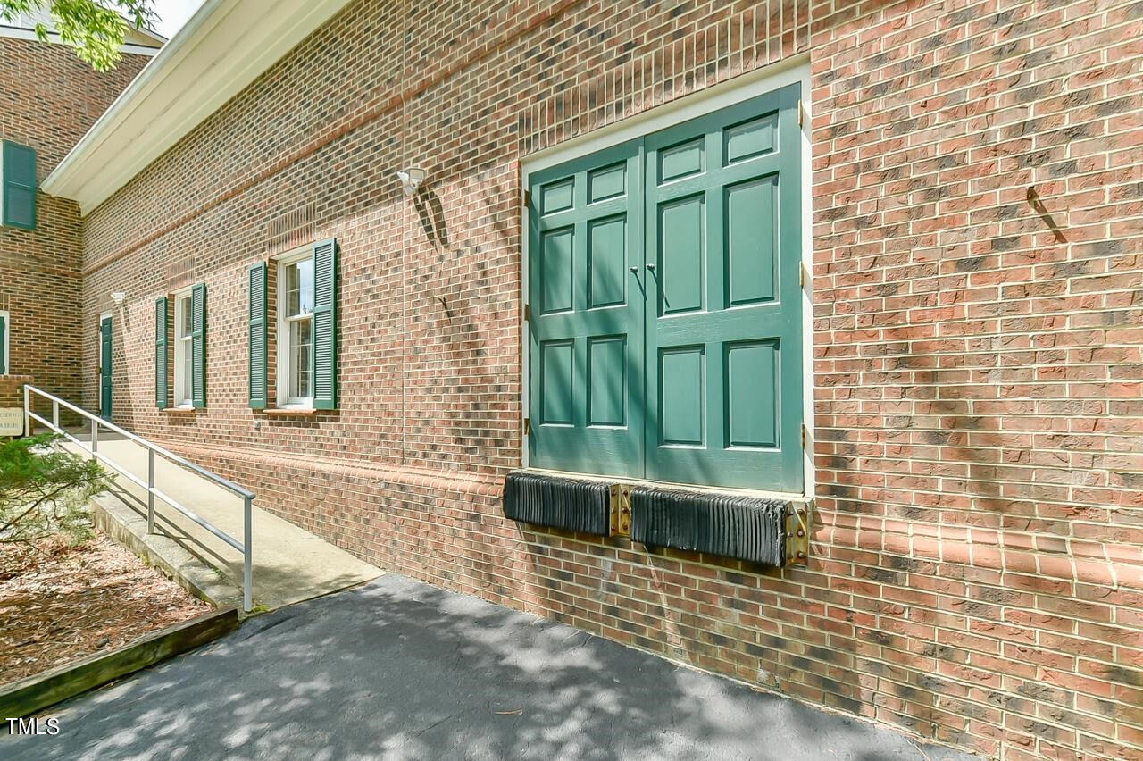 300 Silver Cedar Court Property Photo 20