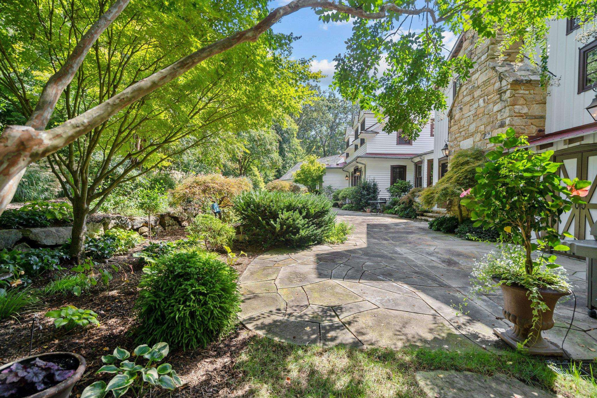 4900 W Cornwallis Road Property Photo 42