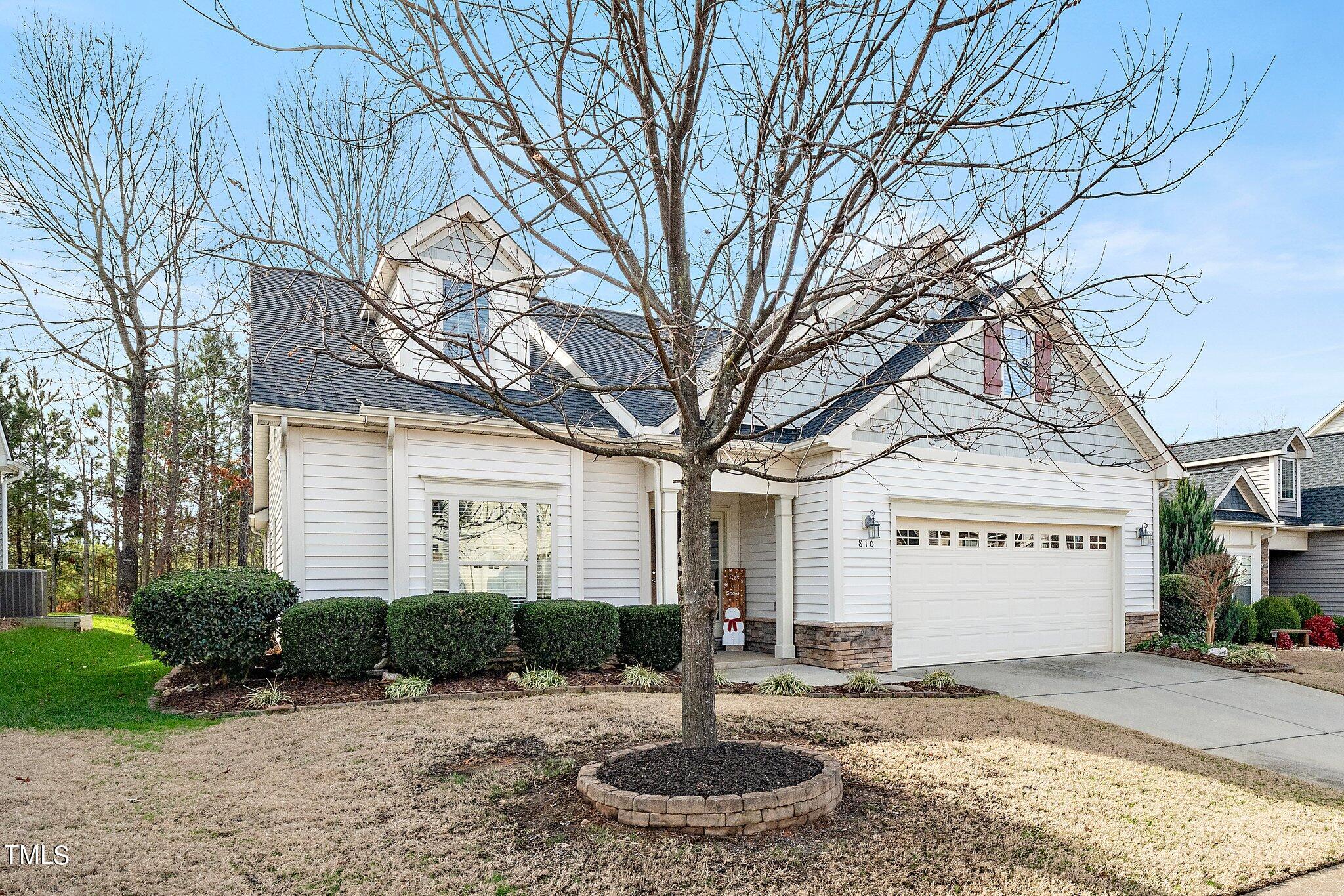 810 Lone Pine Loop Property Photo 1