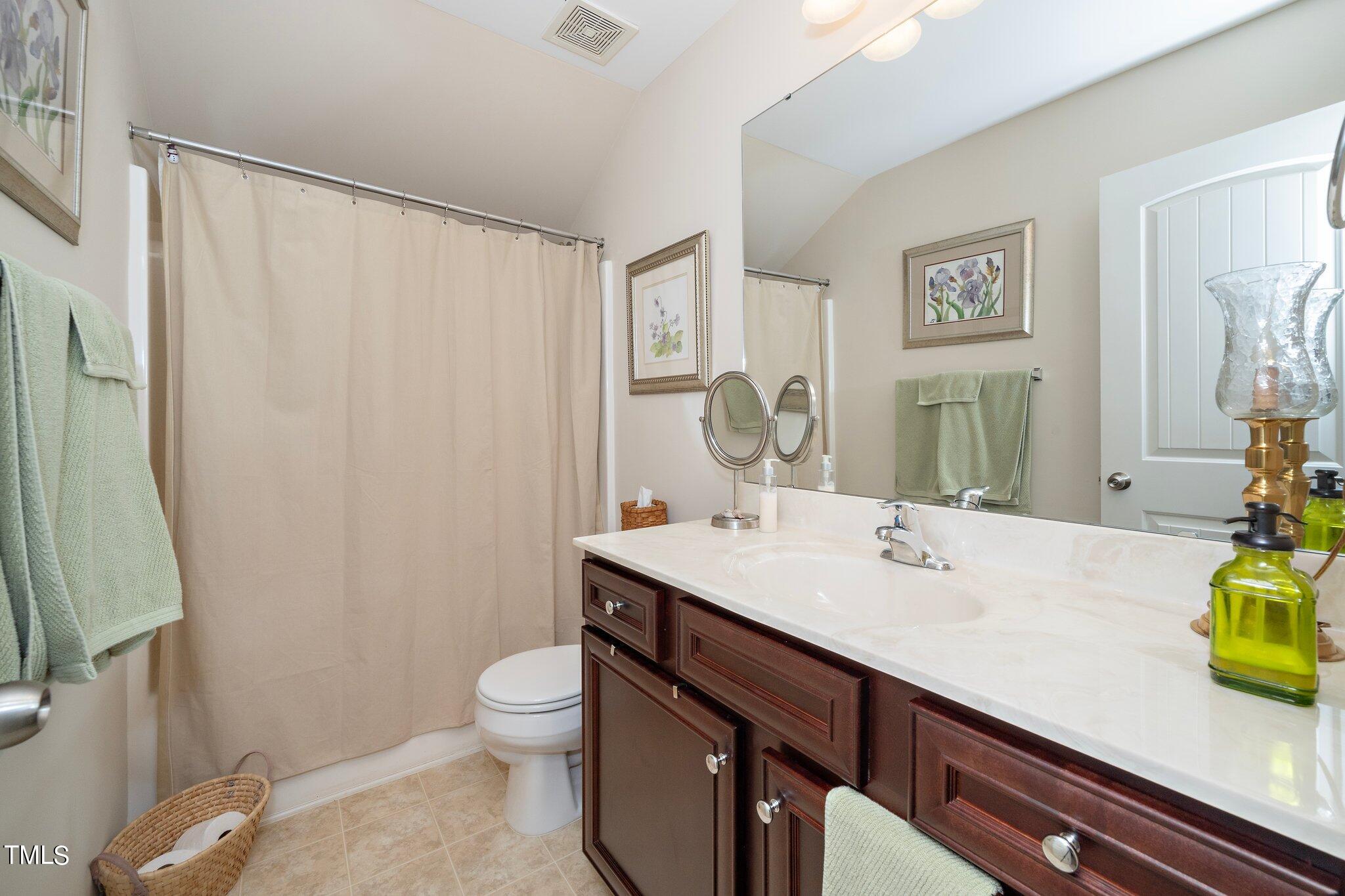 810 Lone Pine Loop Property Photo 24