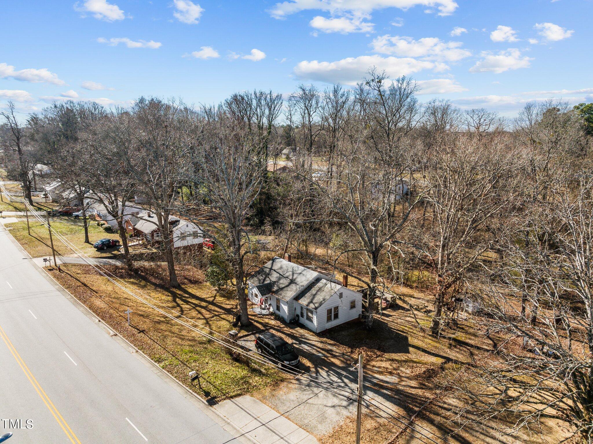 2403 N Centennial Street Property Photo 10