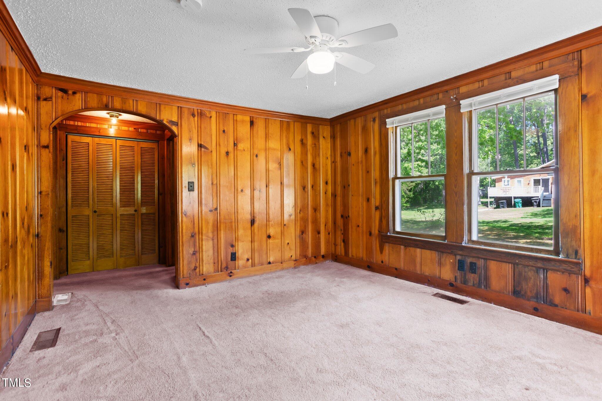 2403 N Centennial Street Property Photo 18