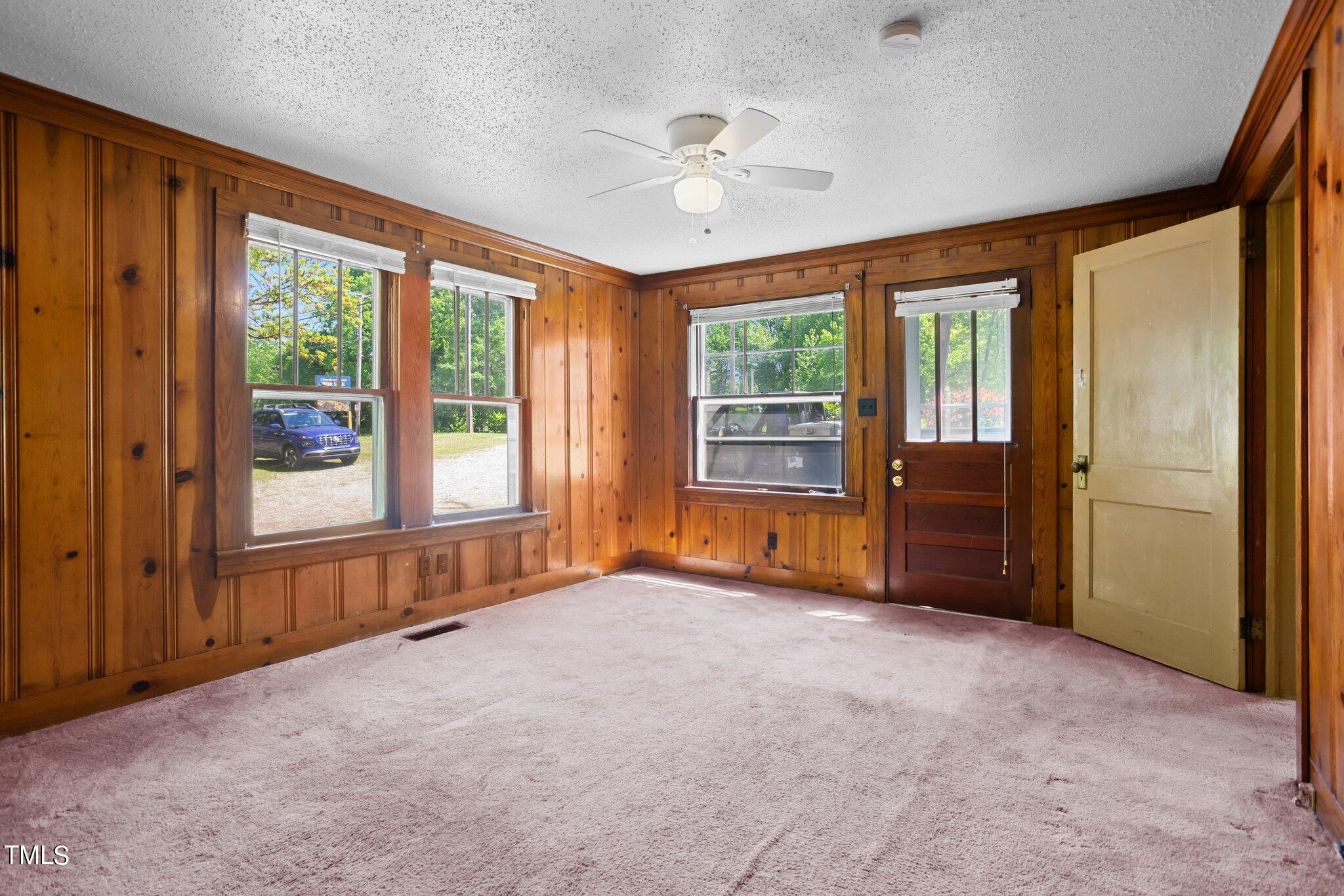 2403 N Centennial Street Property Photo 20