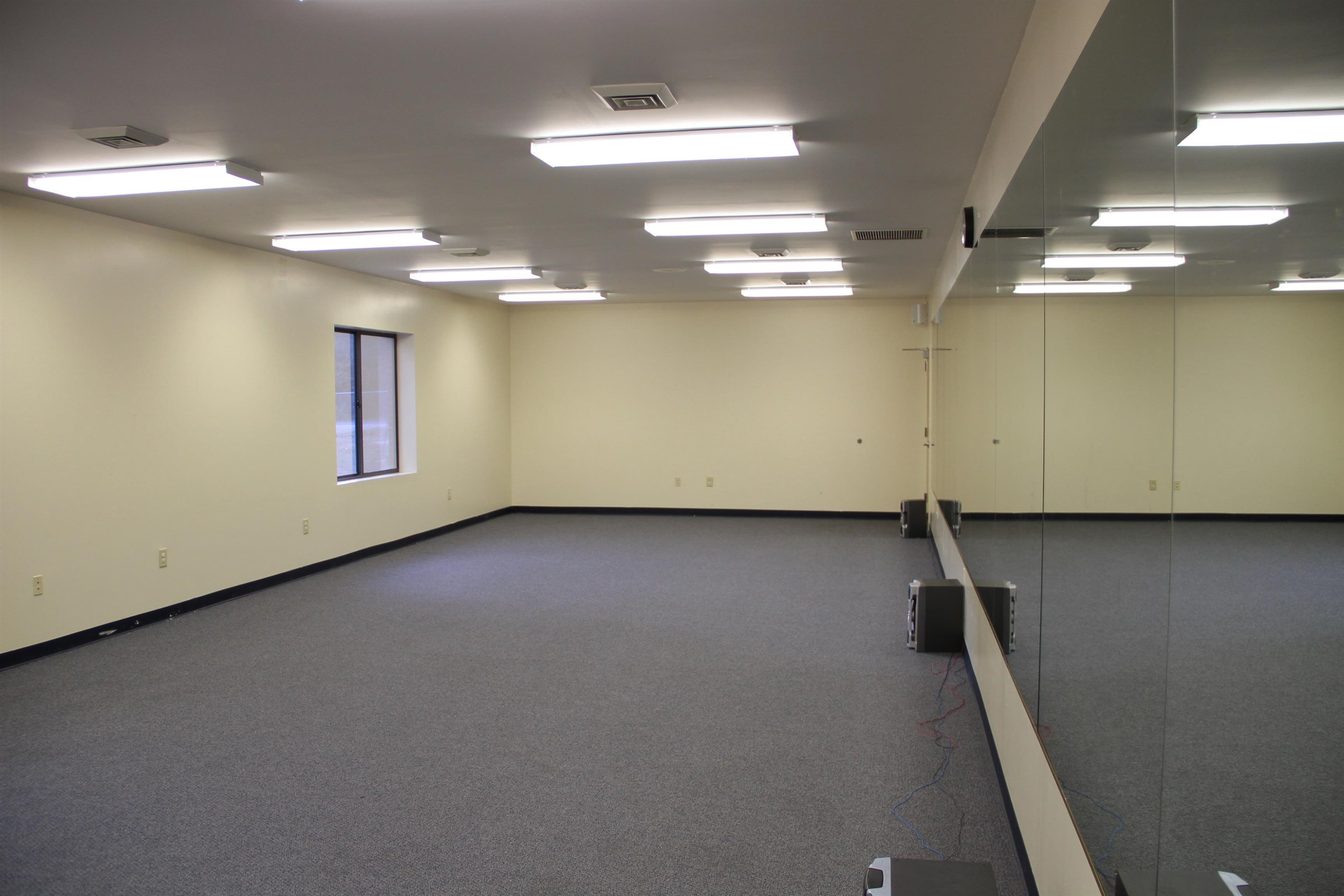 4400 Old Poole Road # B Property Photo 9
