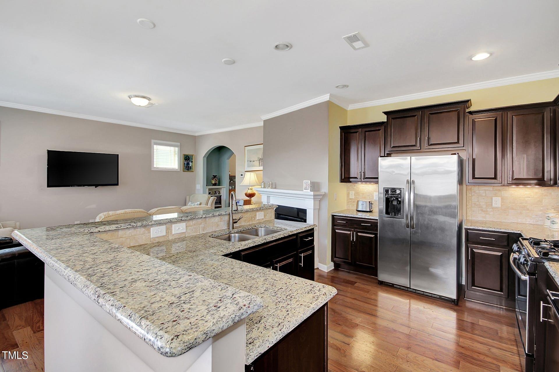 813 Wildflower Ridge Road Property Photo 6