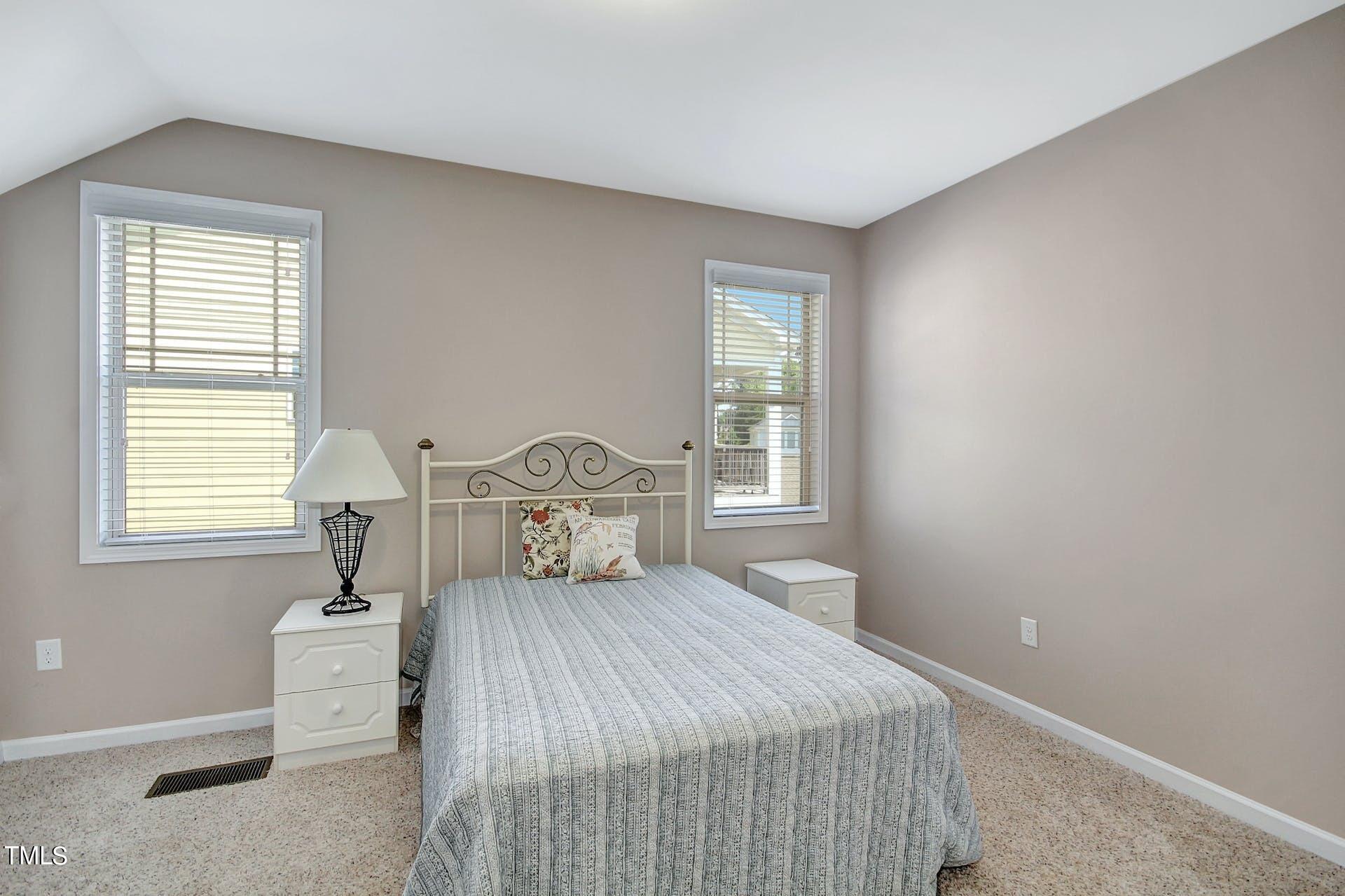 813 Wildflower Ridge Road Property Photo 13