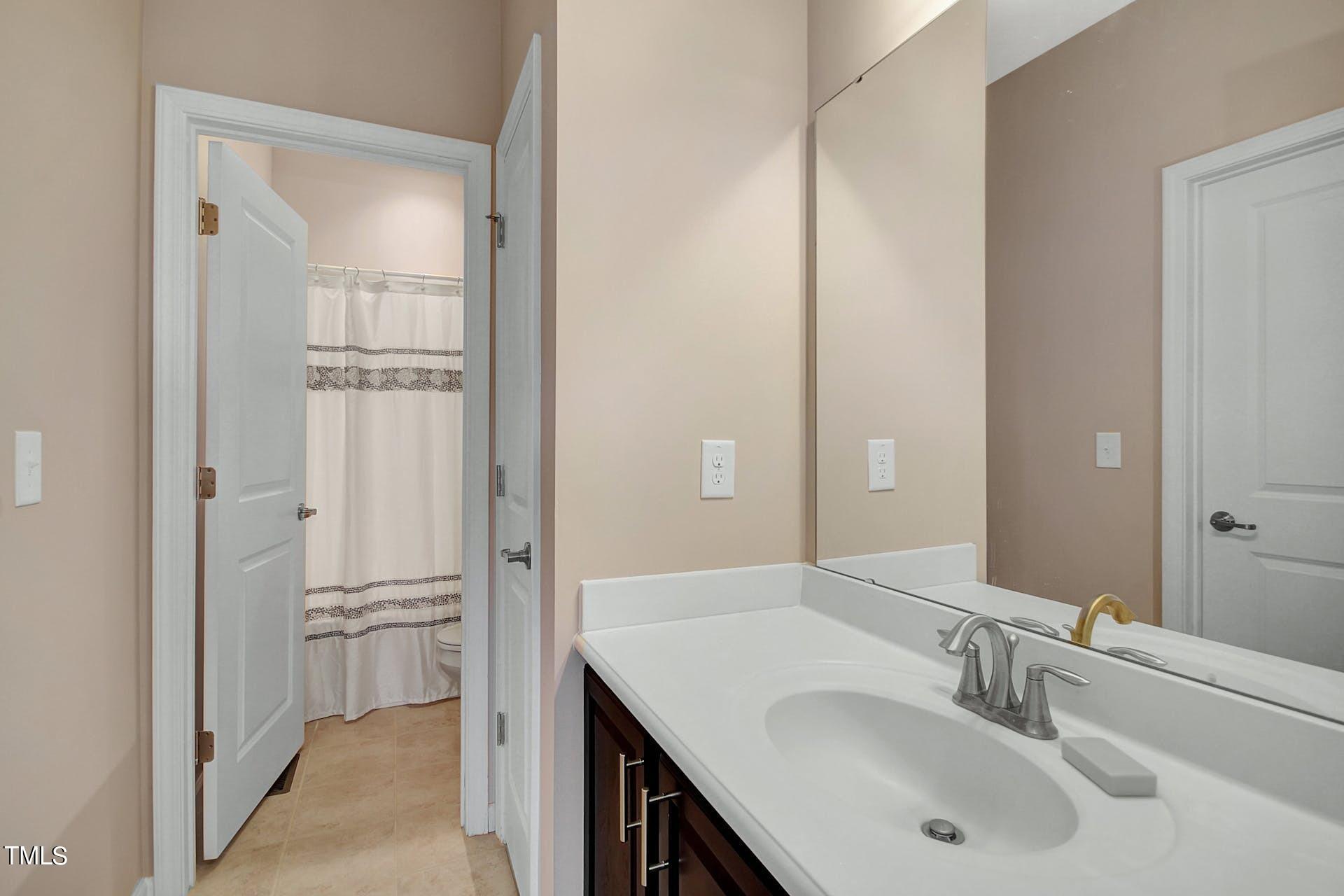 813 Wildflower Ridge Road Property Photo 15
