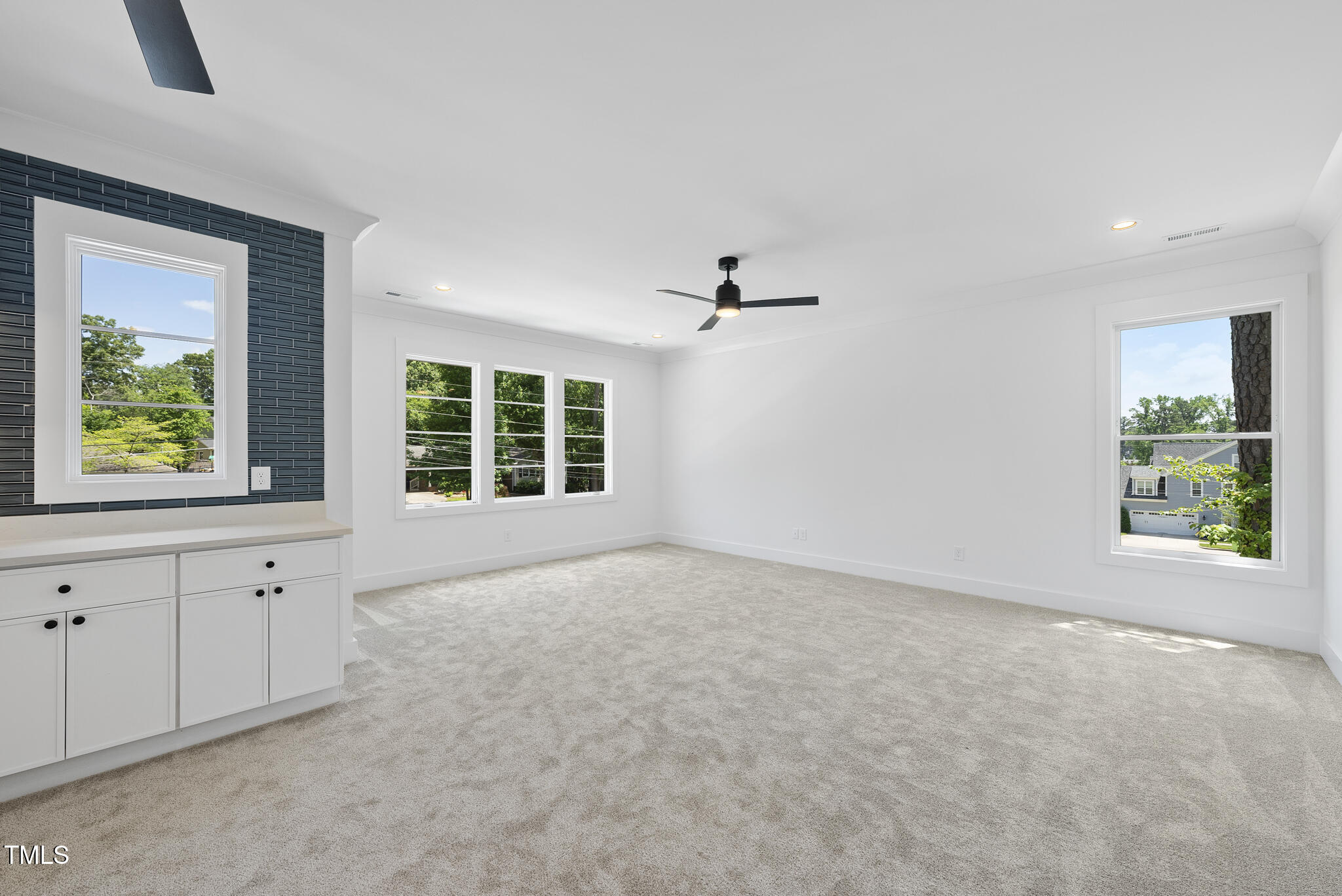 5305 Dixon Drive Property Photo 26