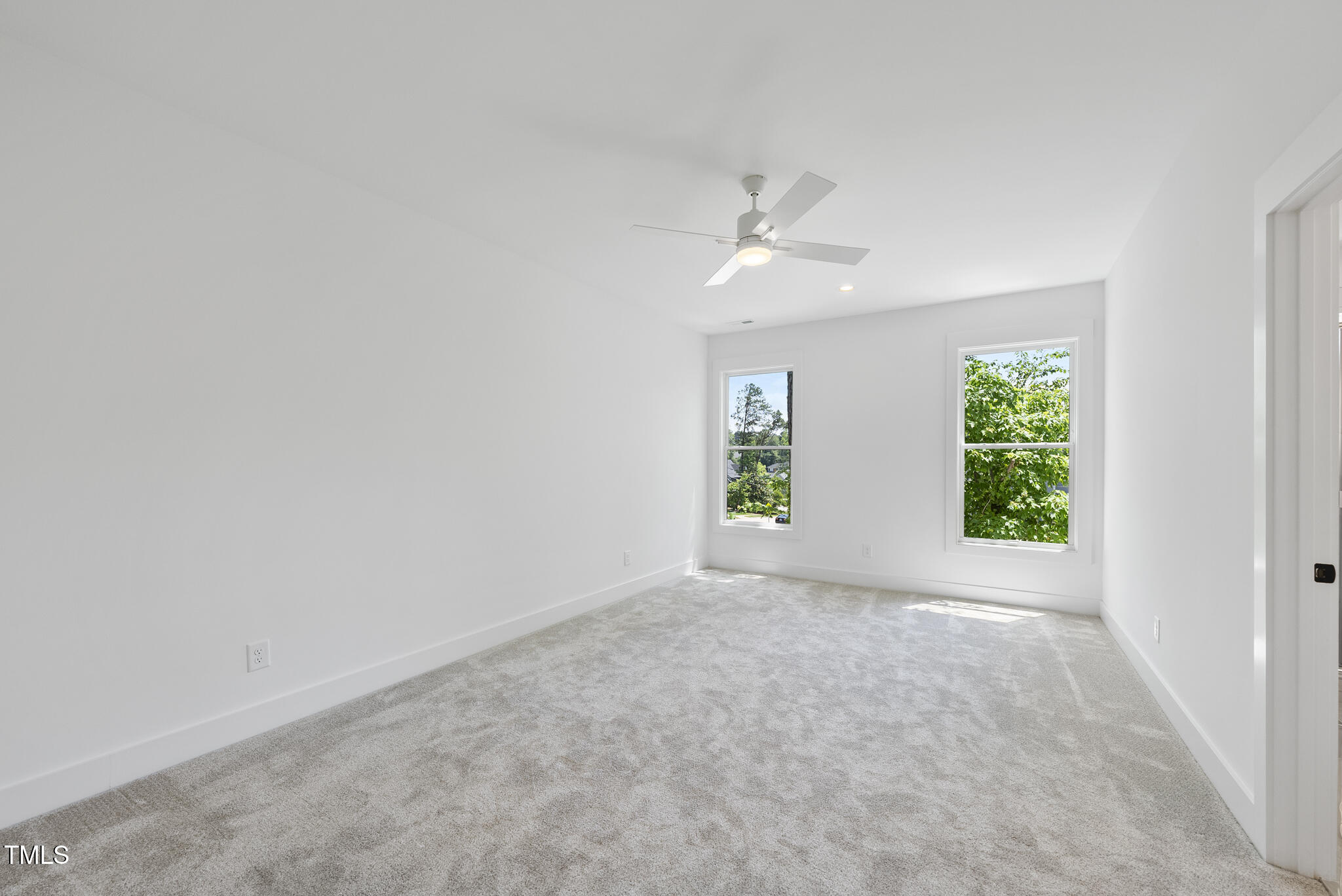 5305 Dixon Drive Property Photo 30