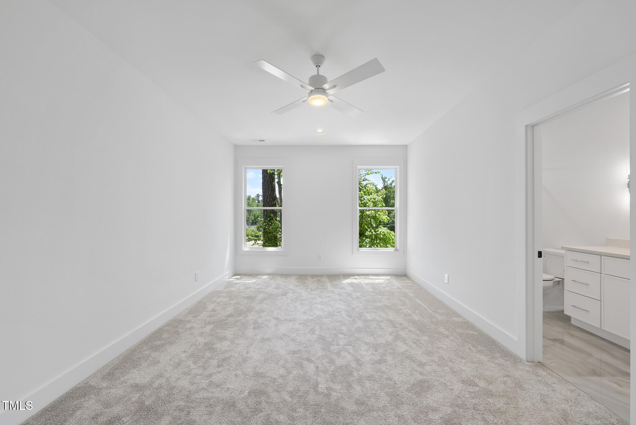 5305 Dixon Drive Property Photo 31