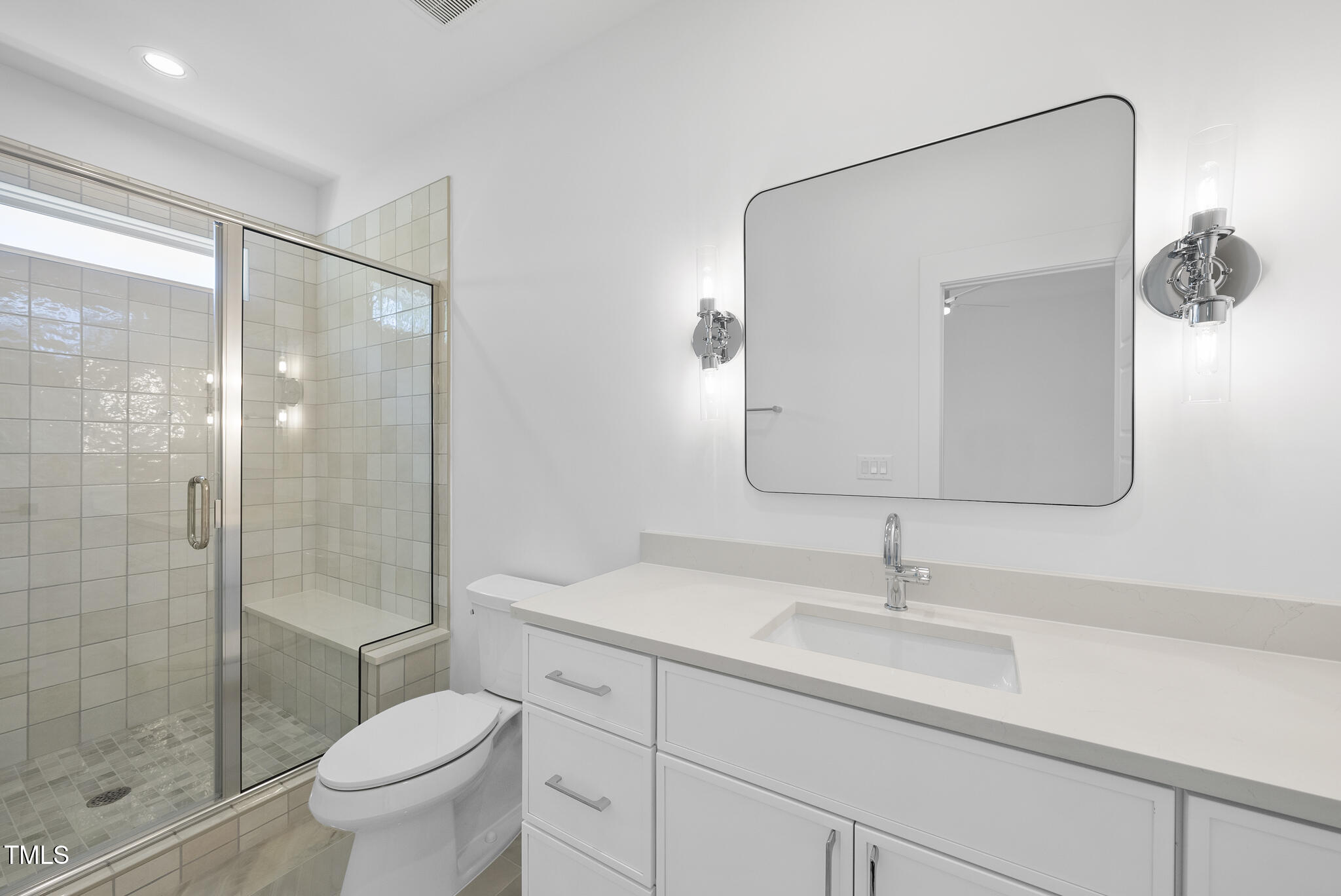 5305 Dixon Drive Property Photo 32