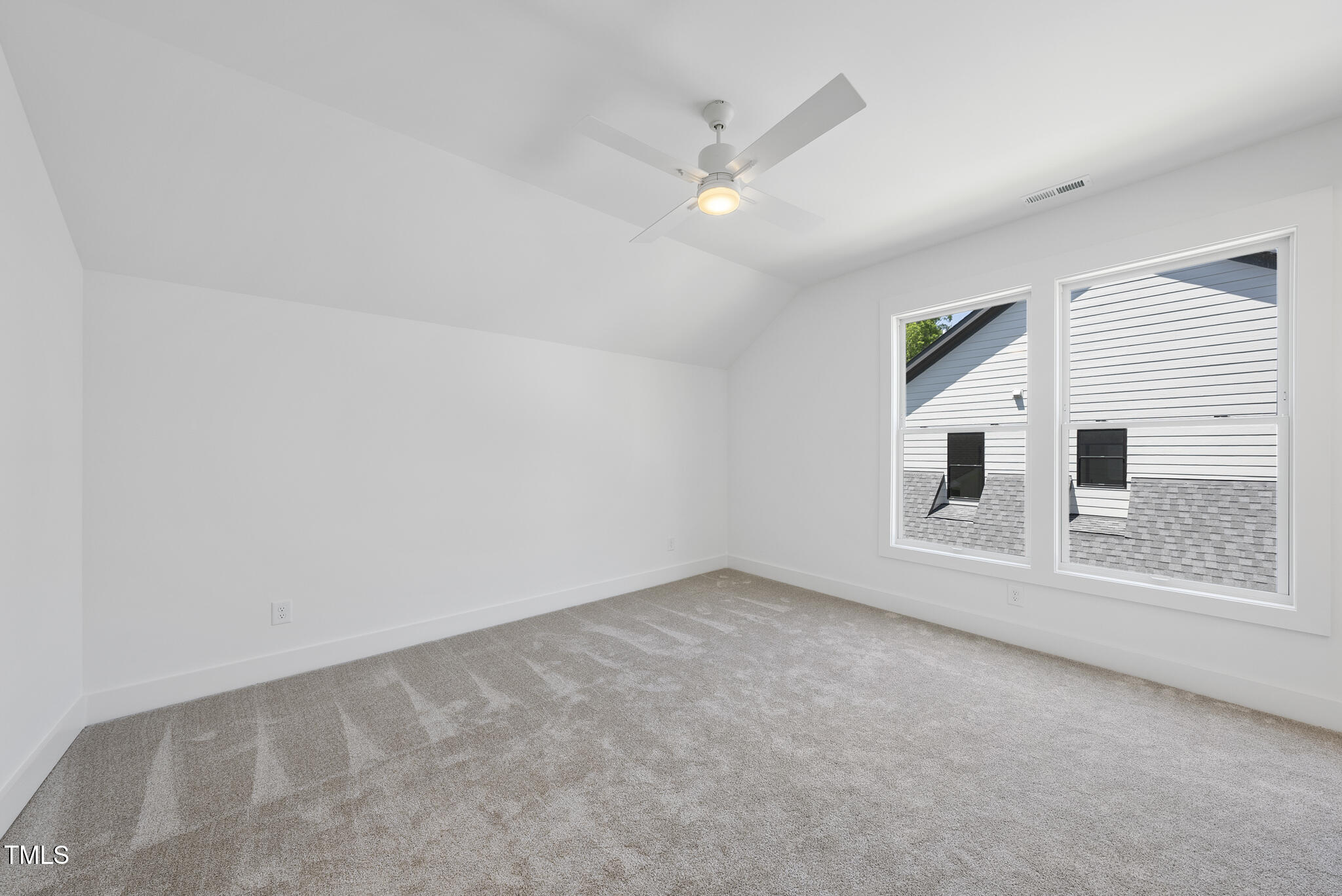 5305 Dixon Drive Property Photo 33