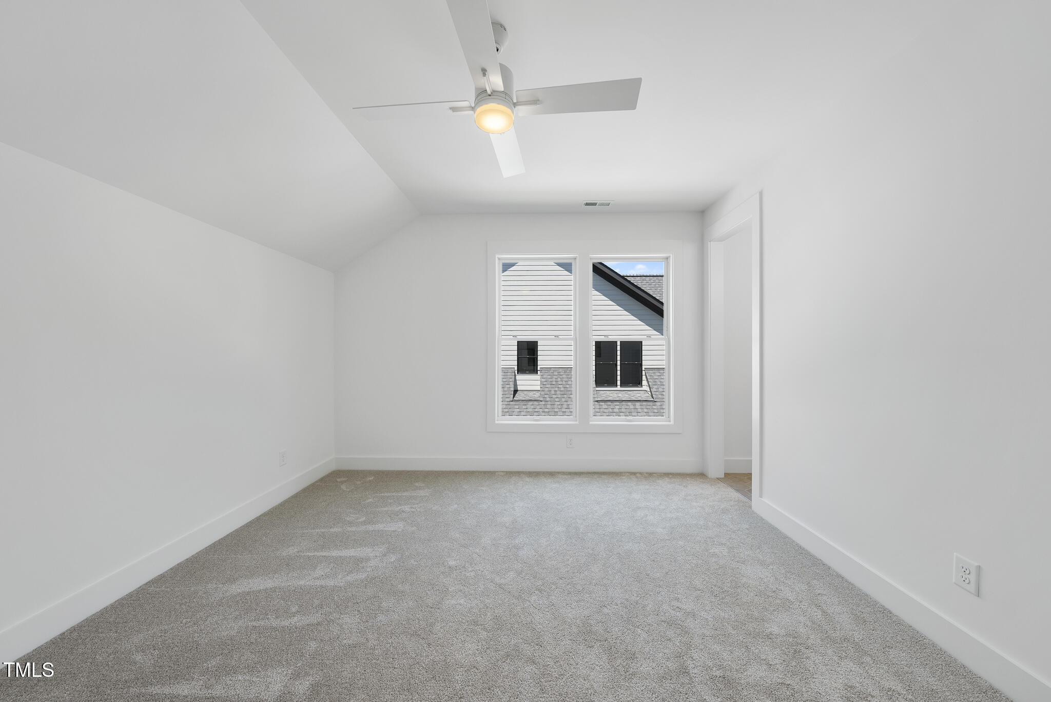 5305 Dixon Drive Property Photo 34