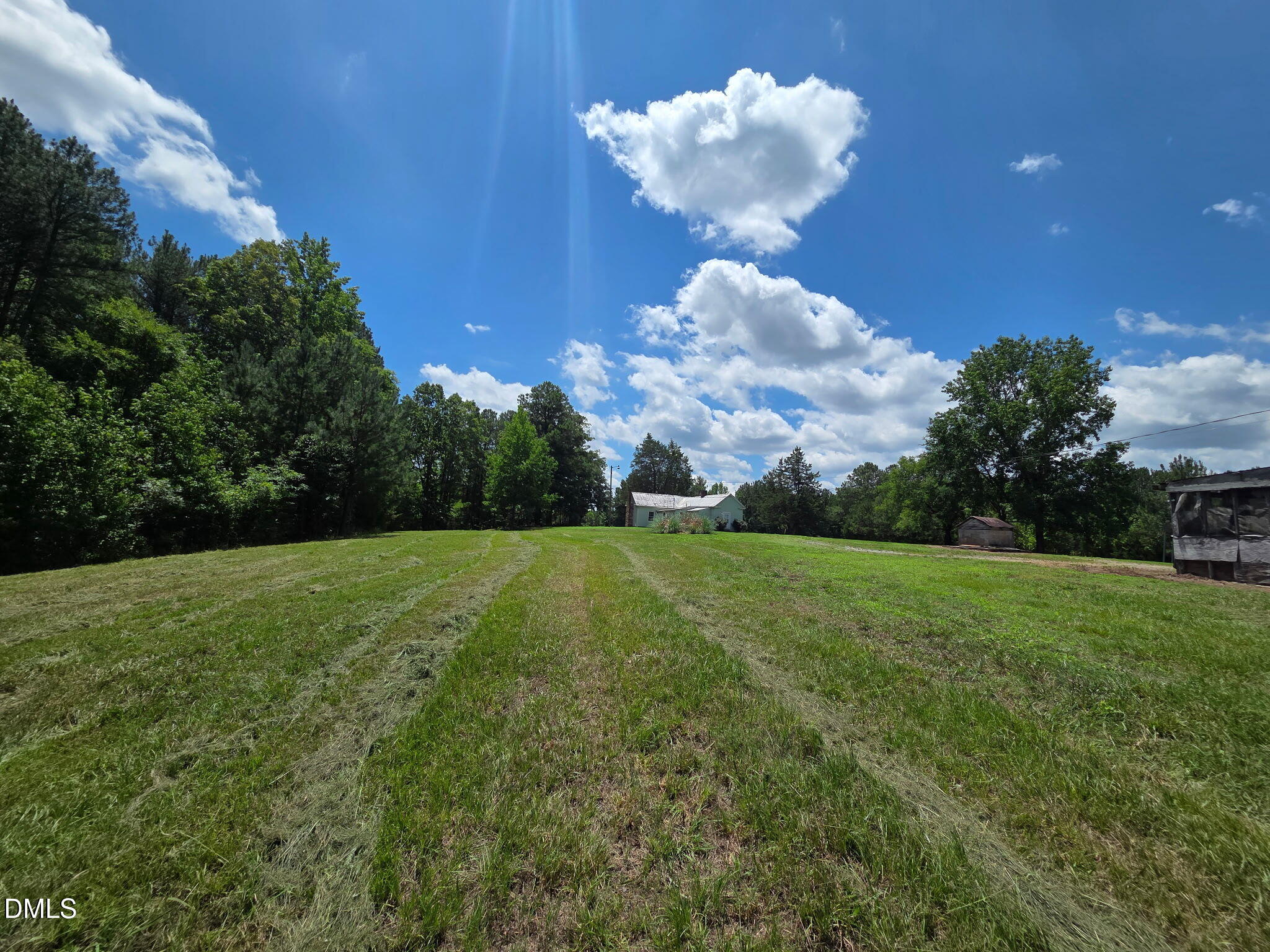 2523 Hamlin Road Property Photo 3
