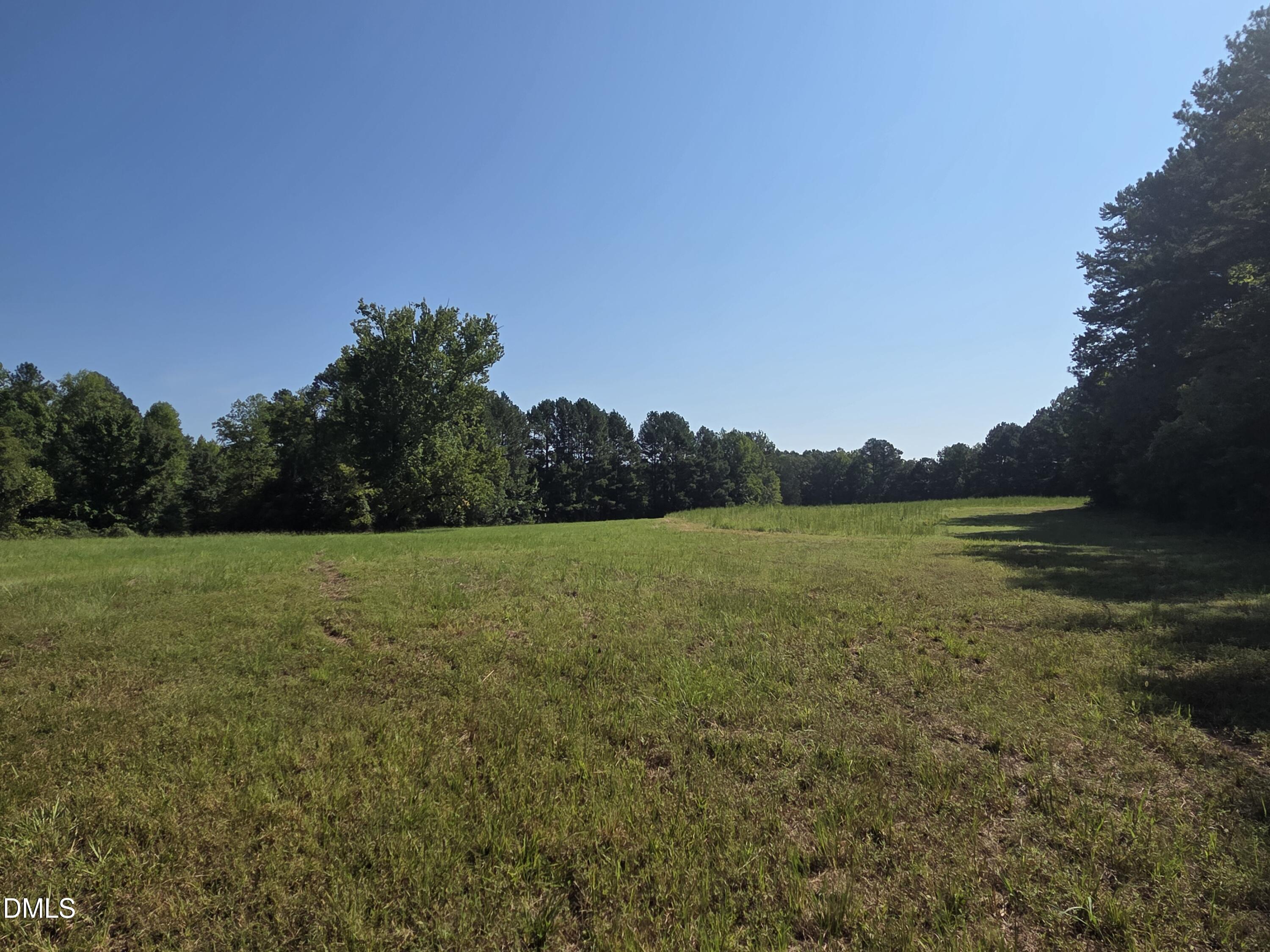2523 Hamlin Road Property Photo 13