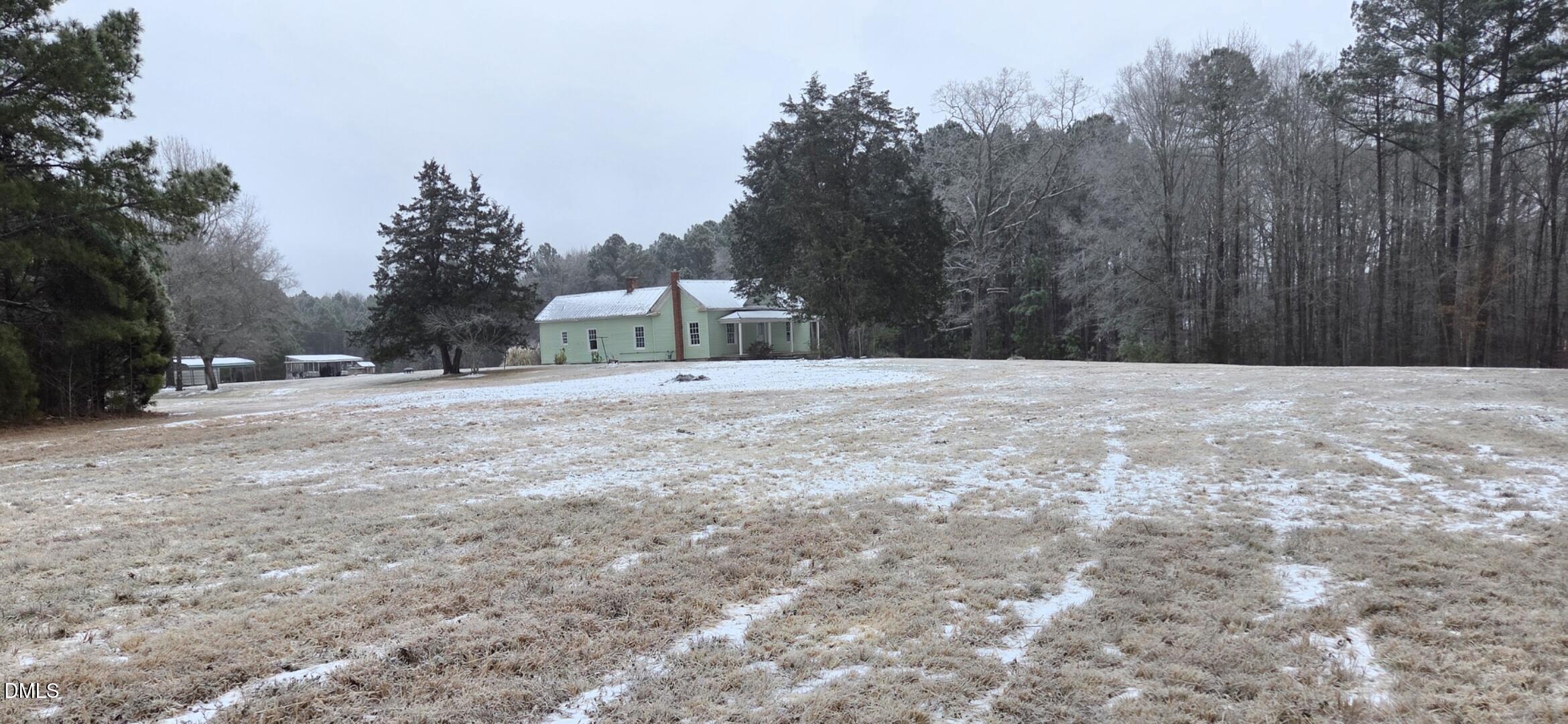 2523 Hamlin Road Property Photo 17