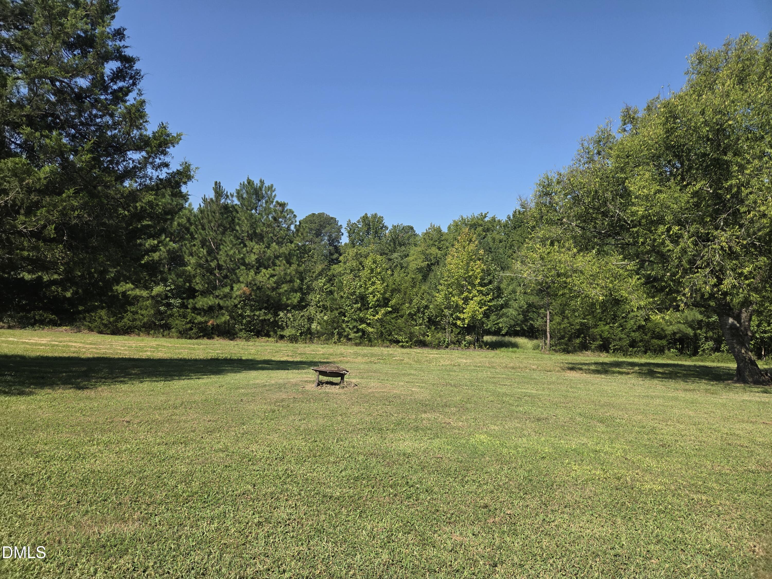 2523 Hamlin Road Property Photo 17