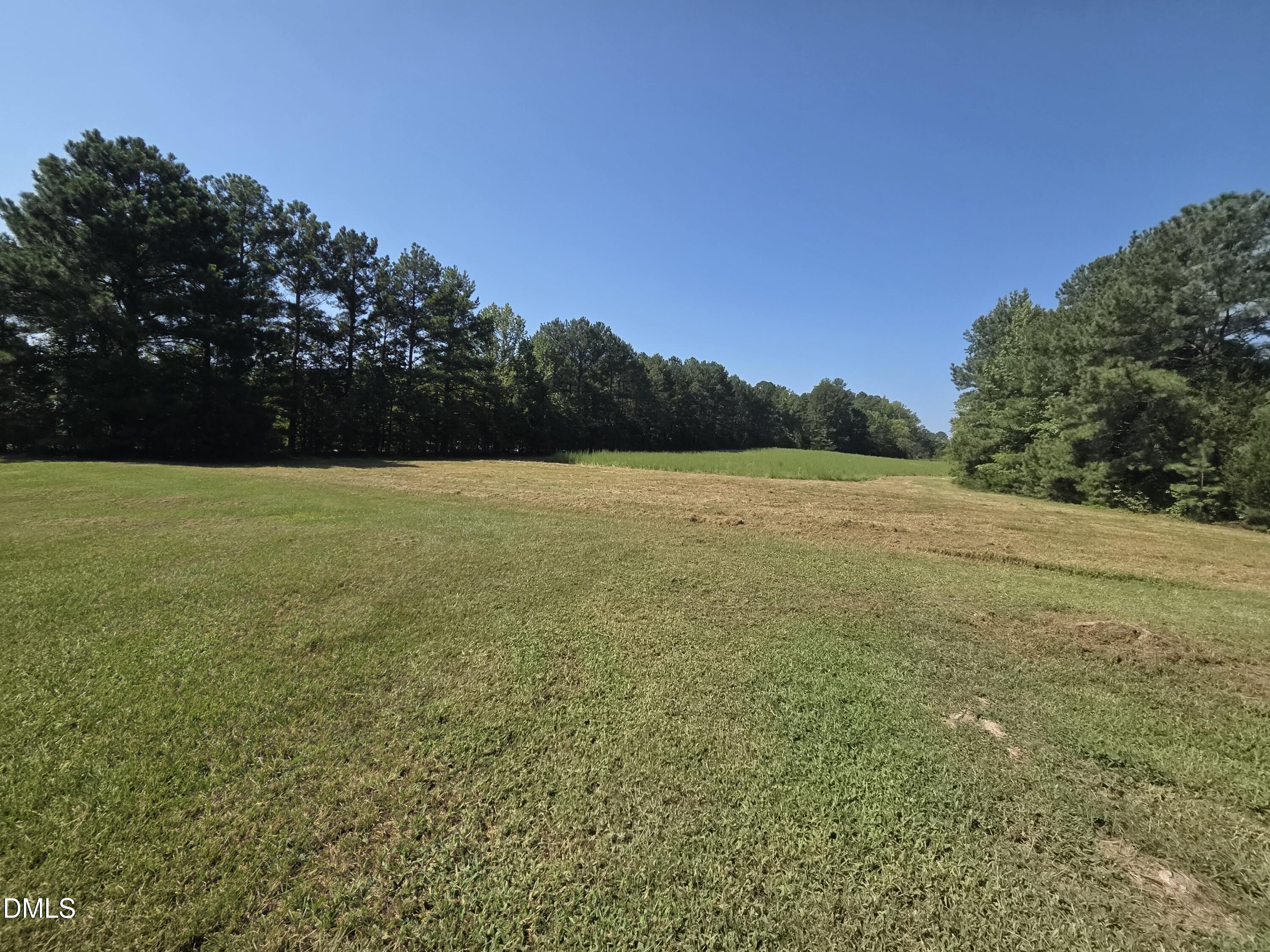 2523 Hamlin Road Property Photo 18