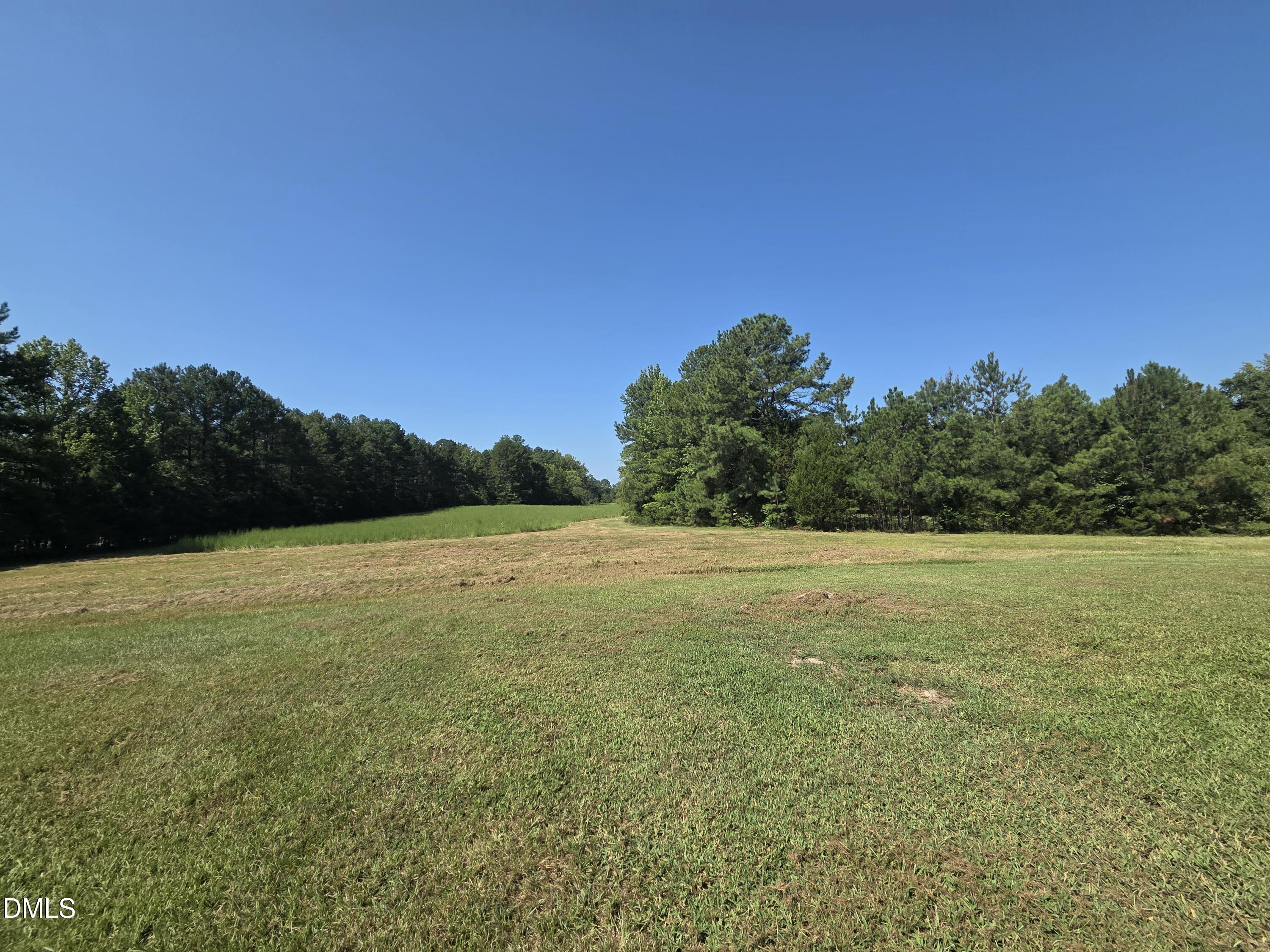 2523 Hamlin Road Property Photo 19