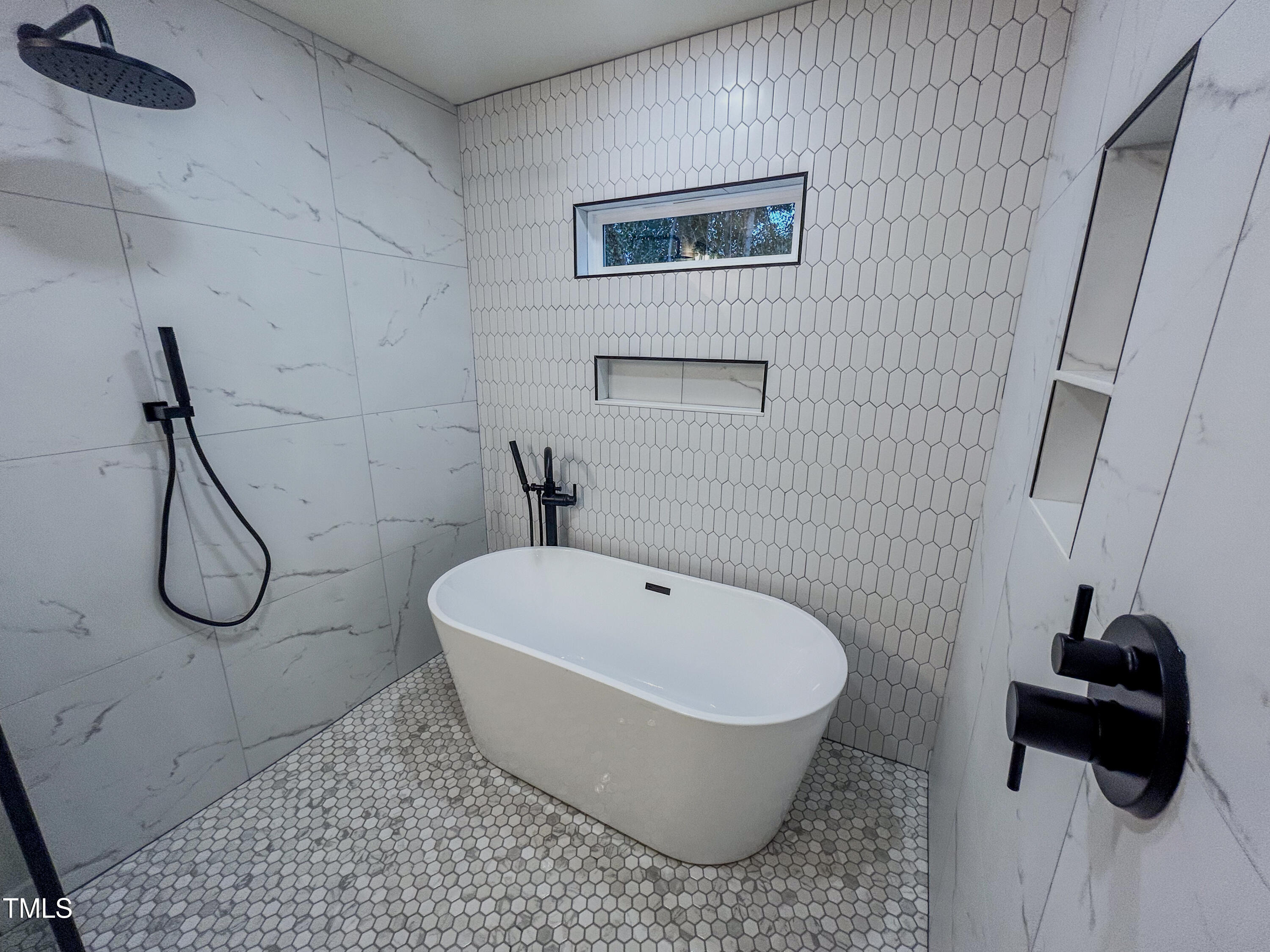 410 Chamberlin Avenue Property Photo 18