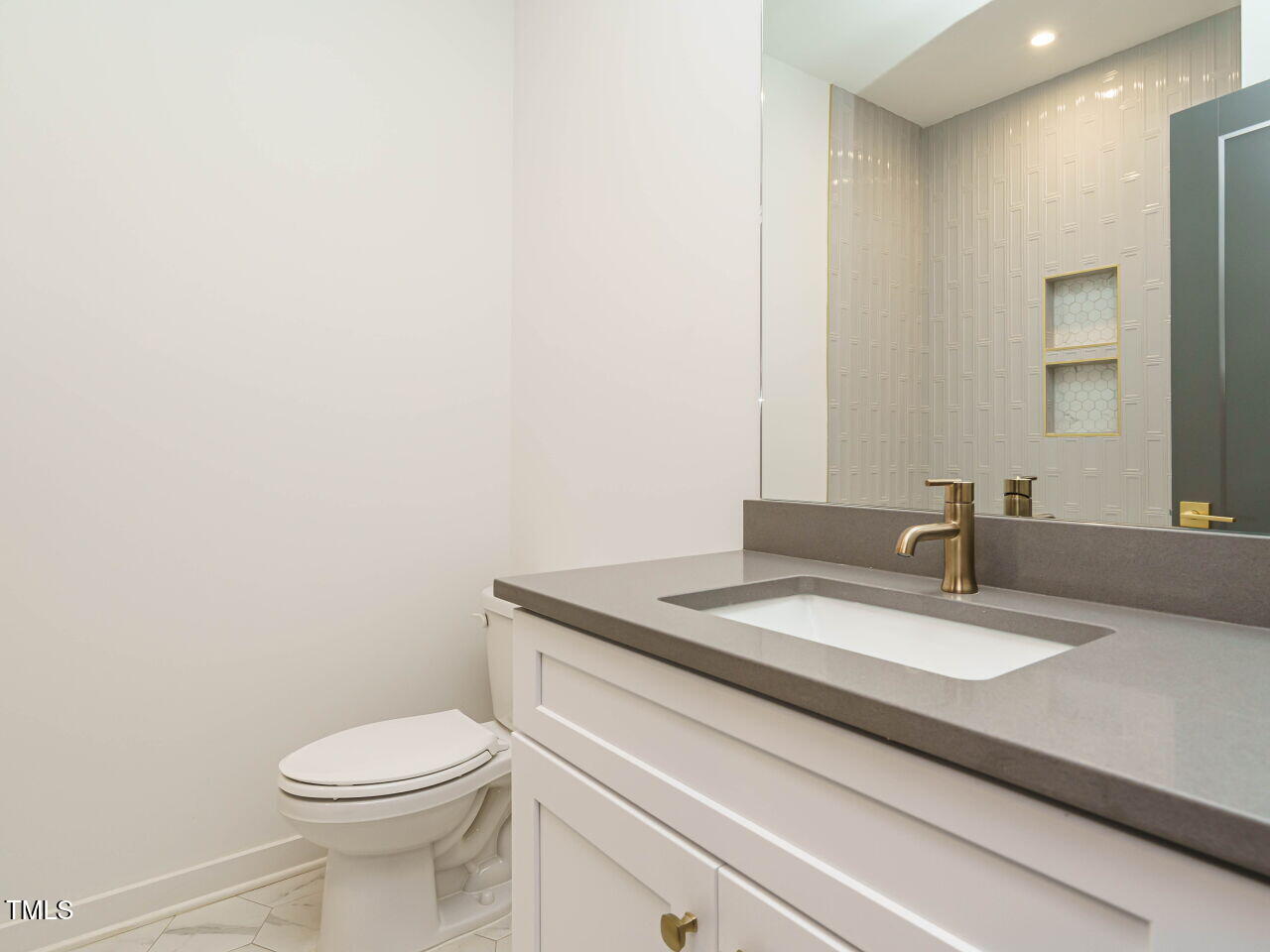1523 Havenmont Court Property Photo 25