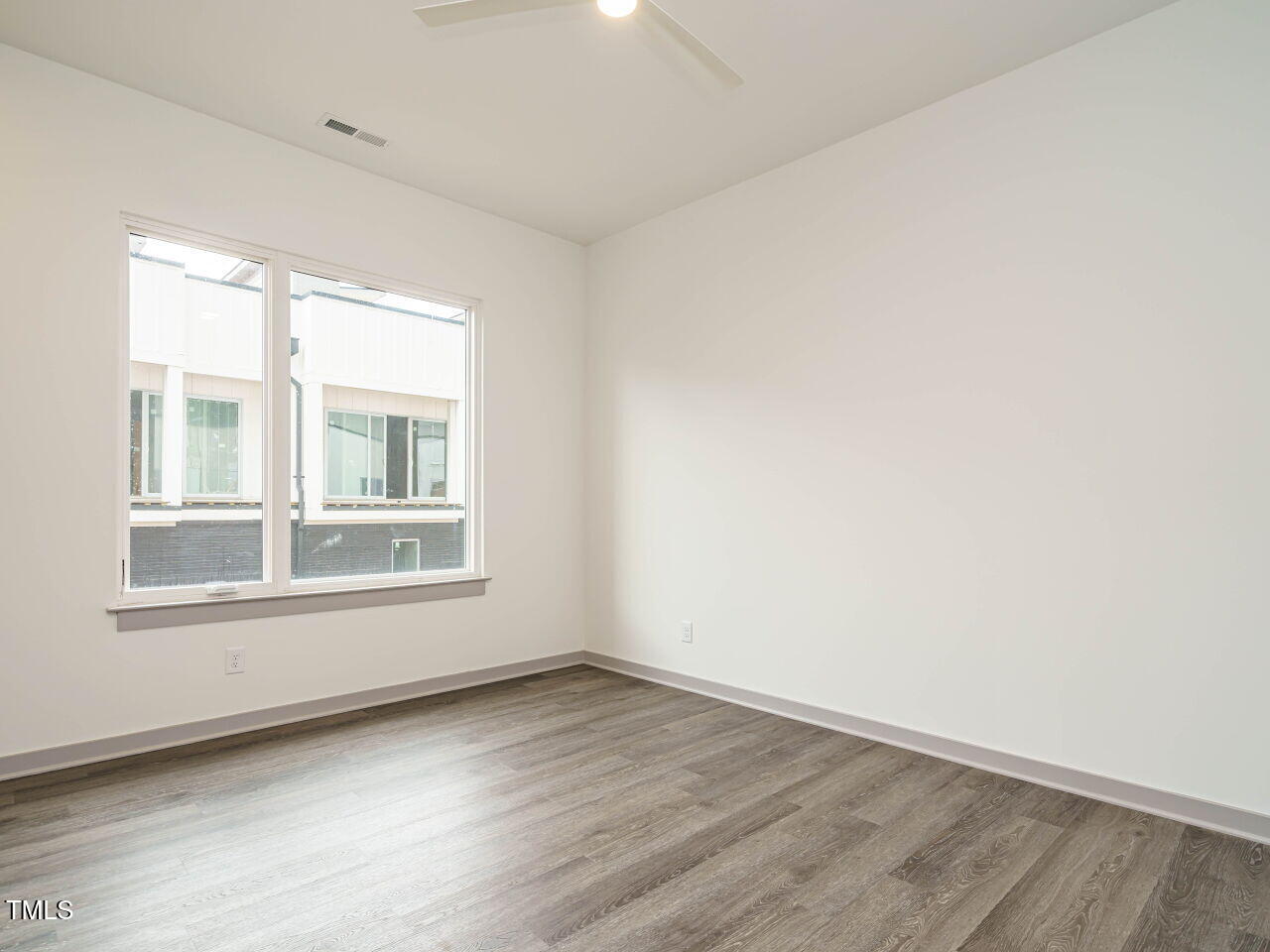 1527 Havenmont Court Property Photo 10