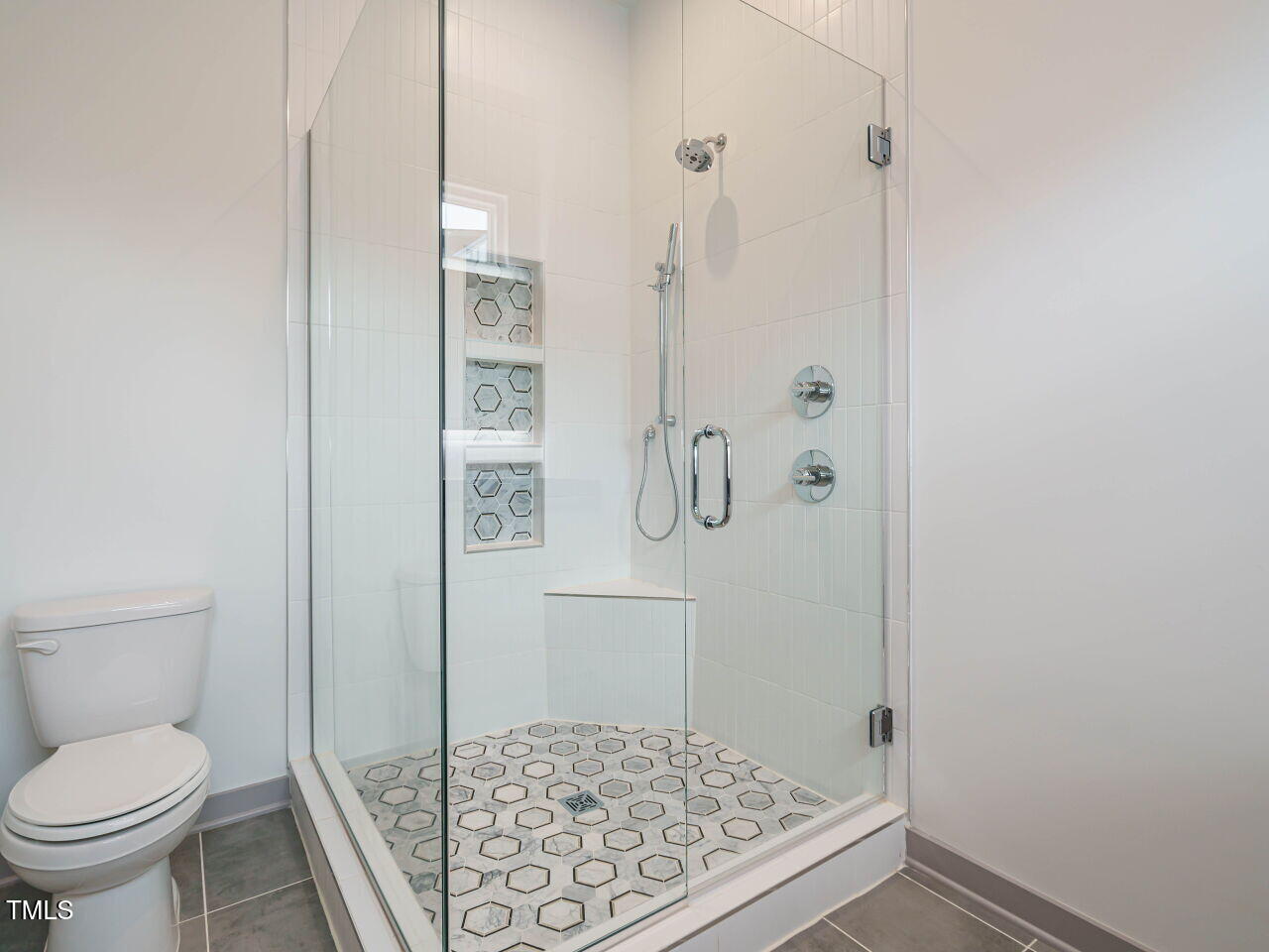 1527 Havenmont Court Property Photo 13