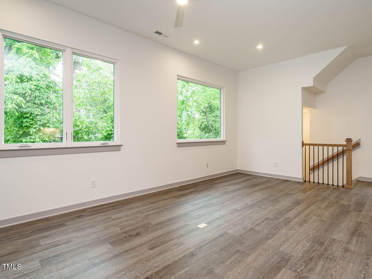 1527 Havenmont Court Property Photo 20