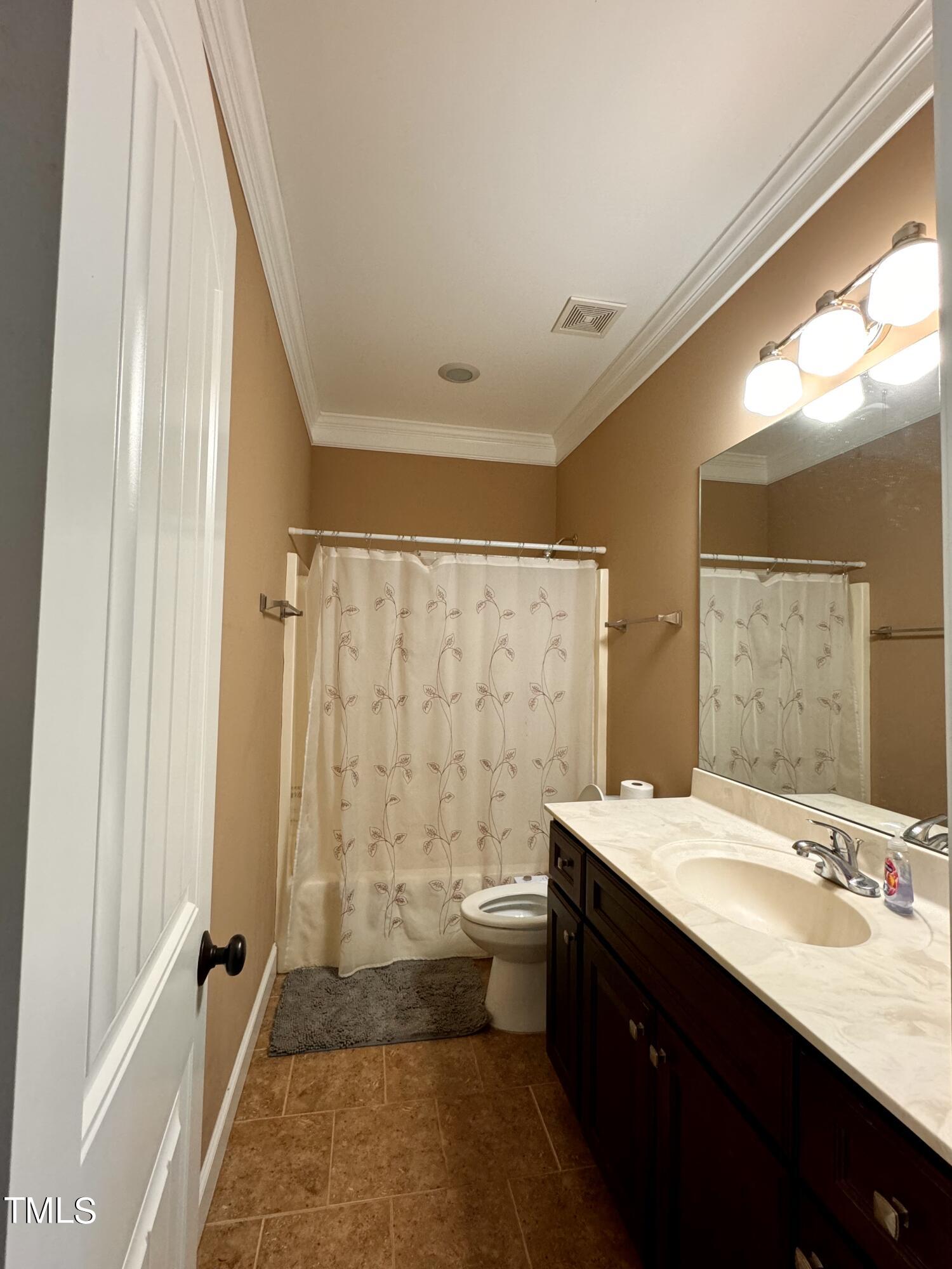 609 Craig Street # 100 Property Photo 14