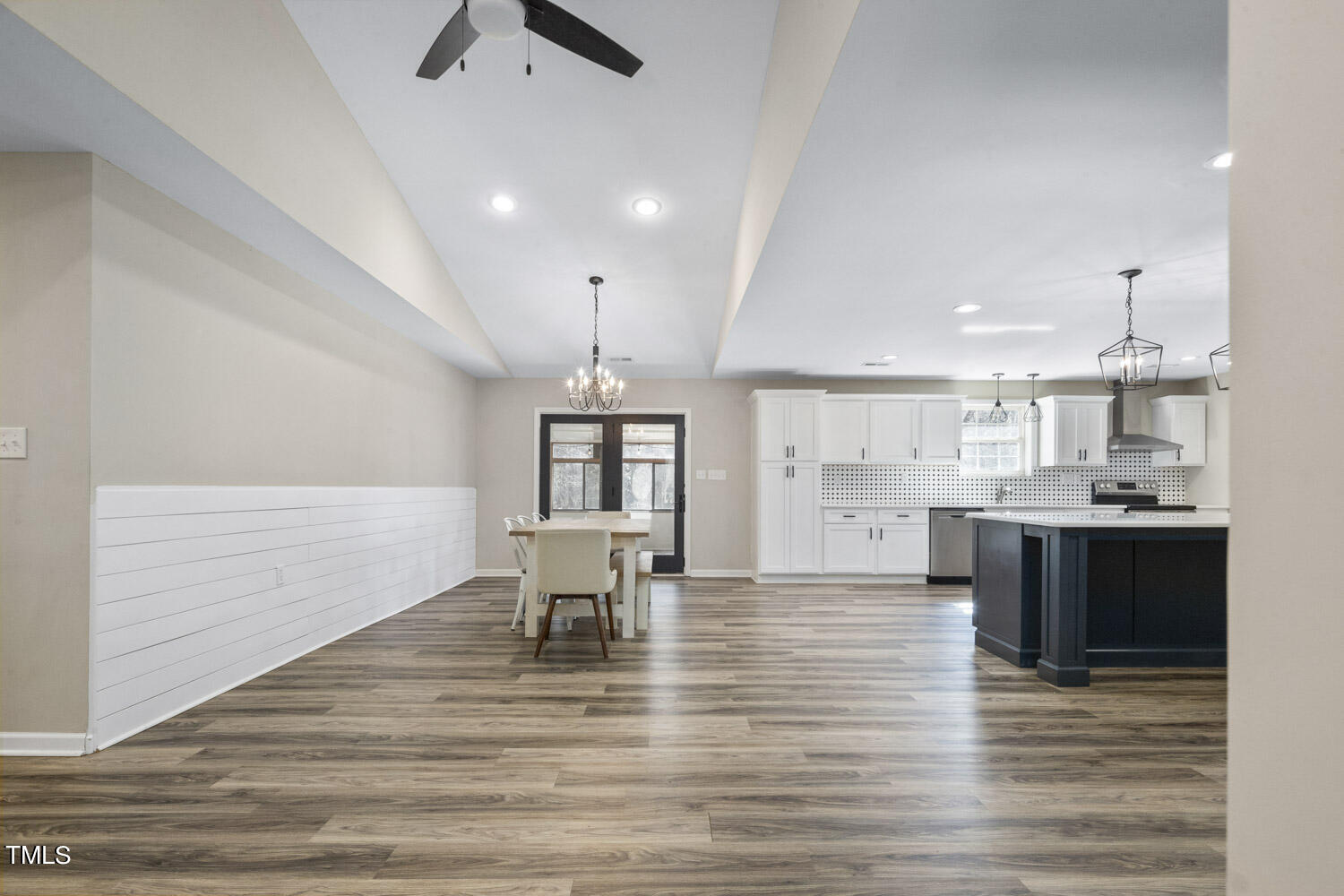 607 Dycus Road Property Photo 6