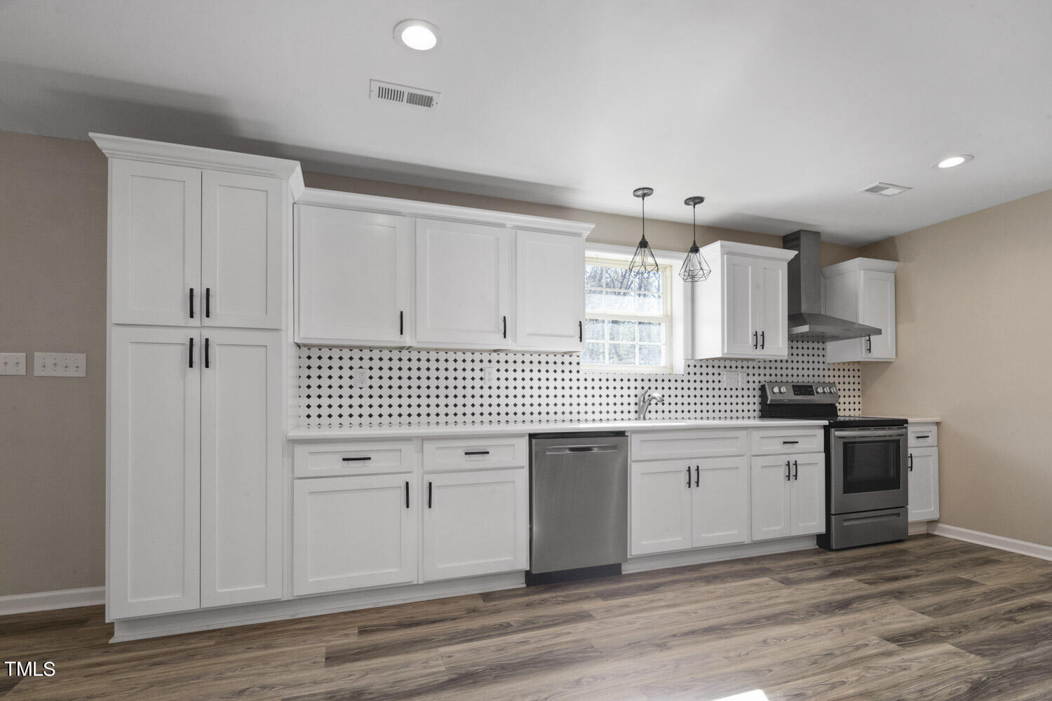 607 Dycus Road Property Photo 13