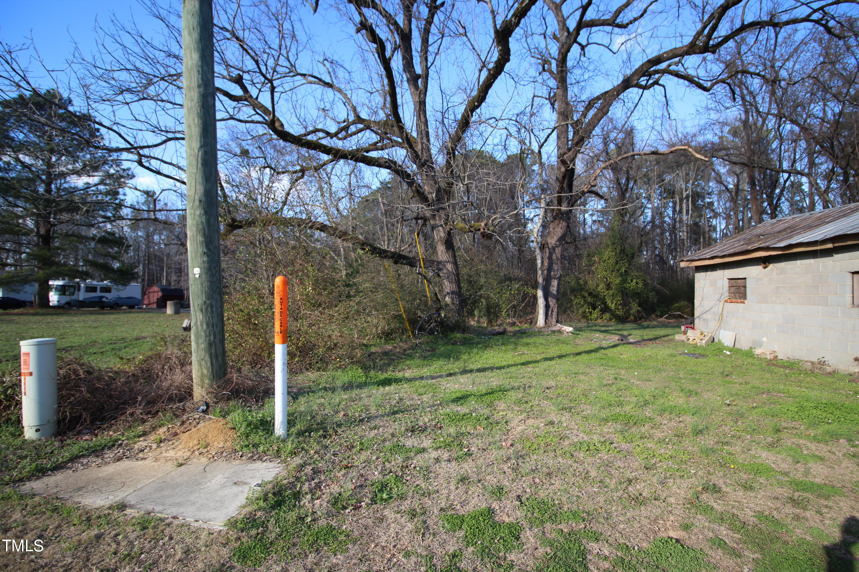 920 W Holly Springs Road Property Photo 5