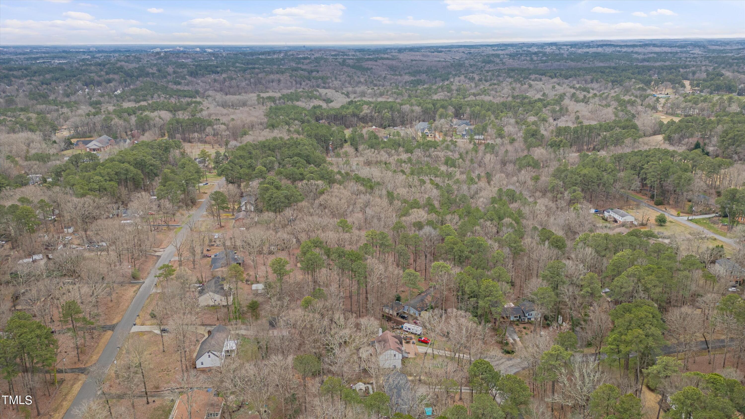 2222 Umstead Road Property Photo 10