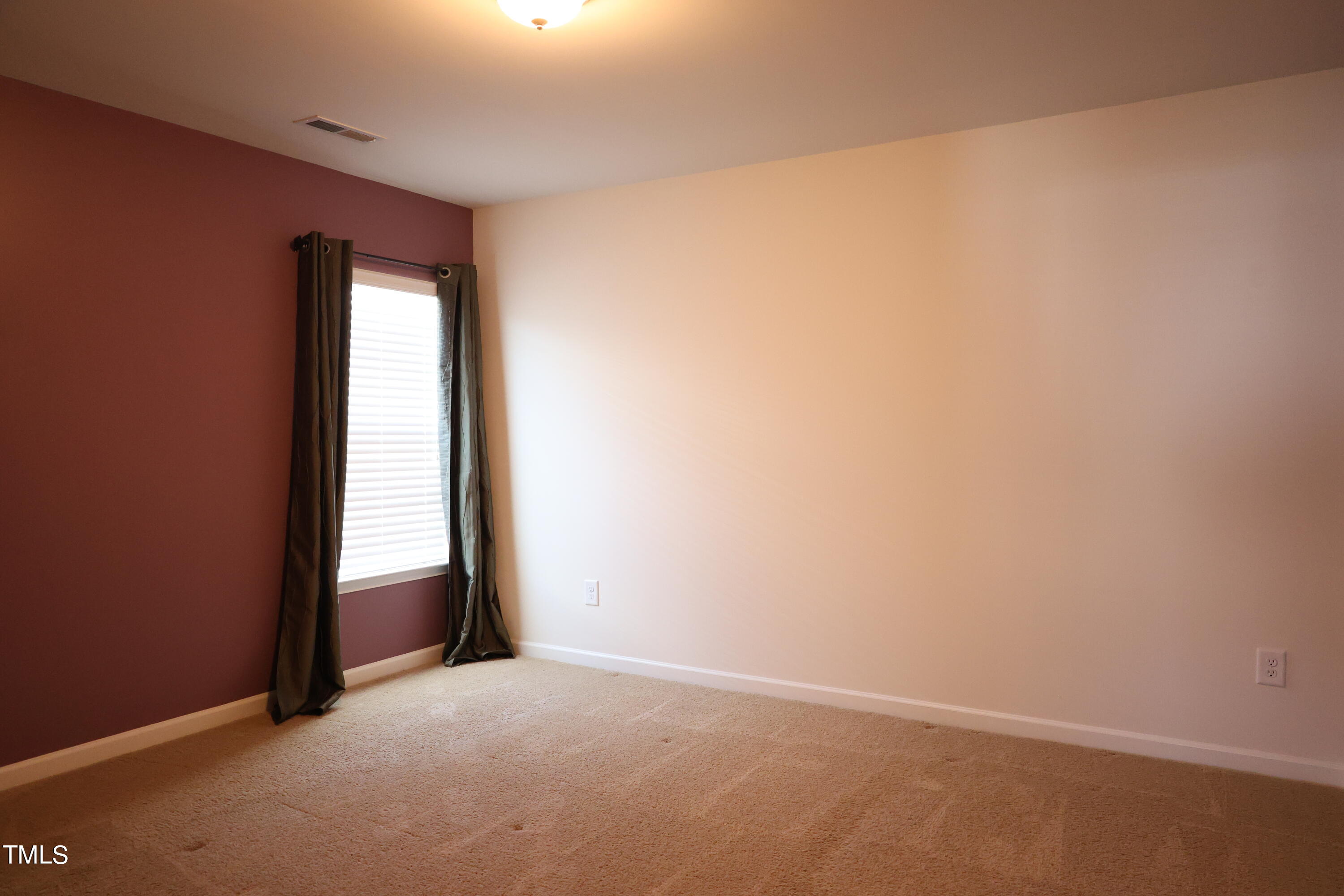 275 Sapphire Road Property Photo 17