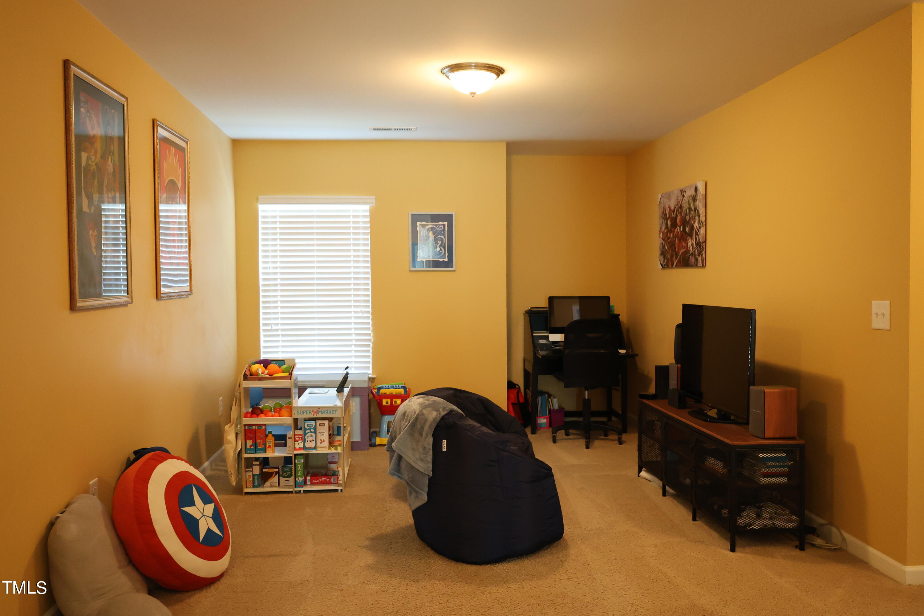 275 Sapphire Road Property Photo 18