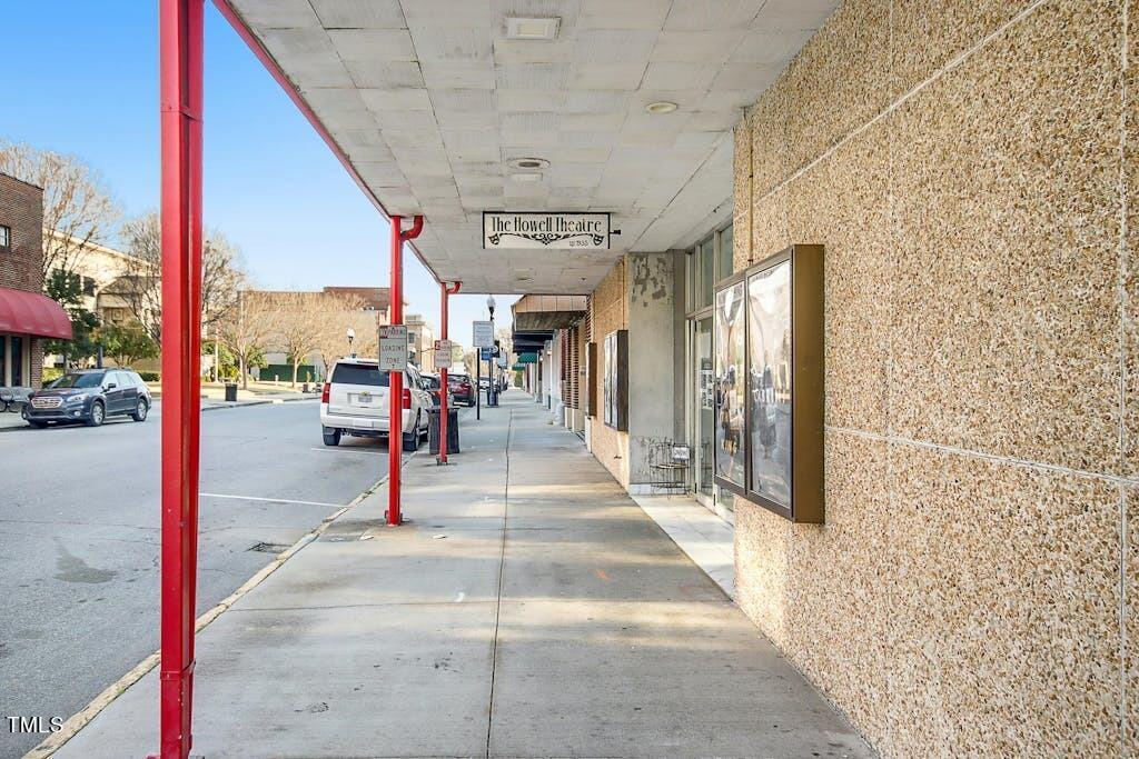 141 S Third Street Property Photo 4