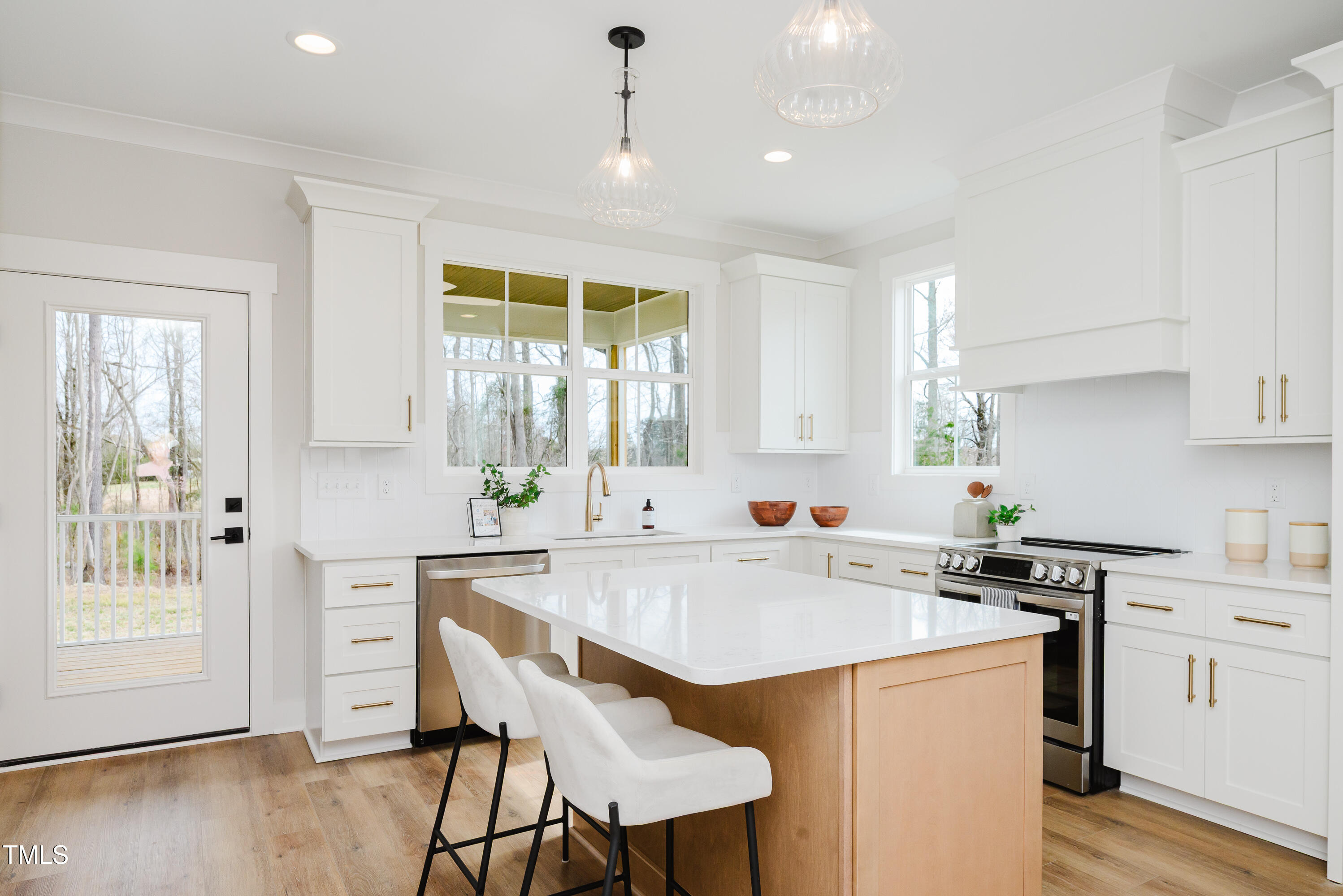 30 Imperial Oaks Court Property Photo 6