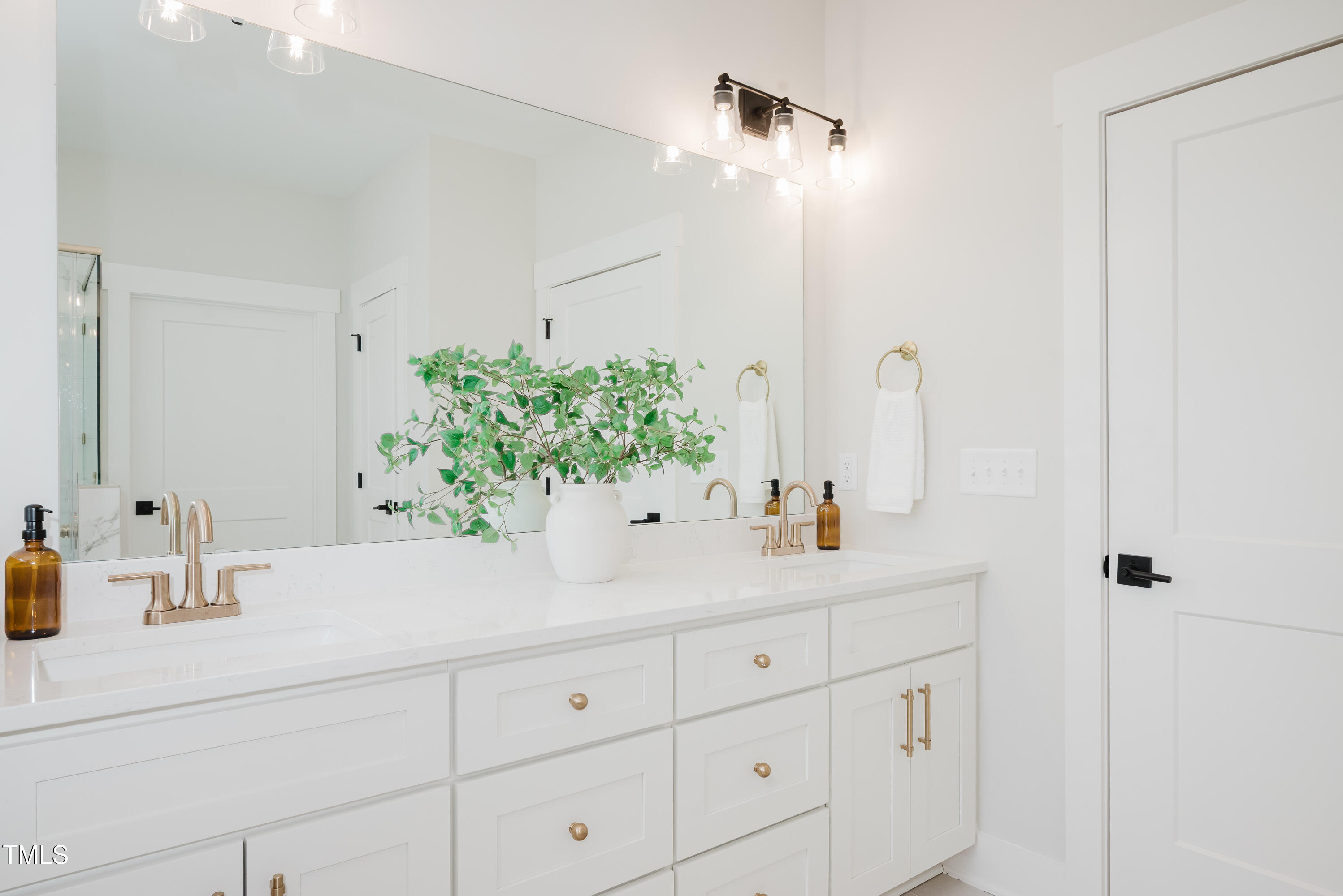 30 Imperial Oaks Court Property Photo 16