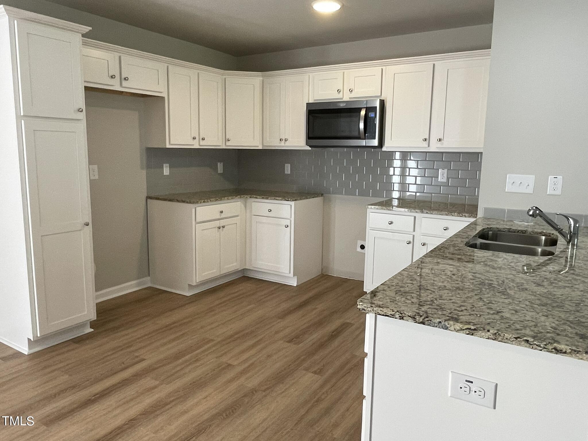 235 Starry Sky Drive Property Photo 4