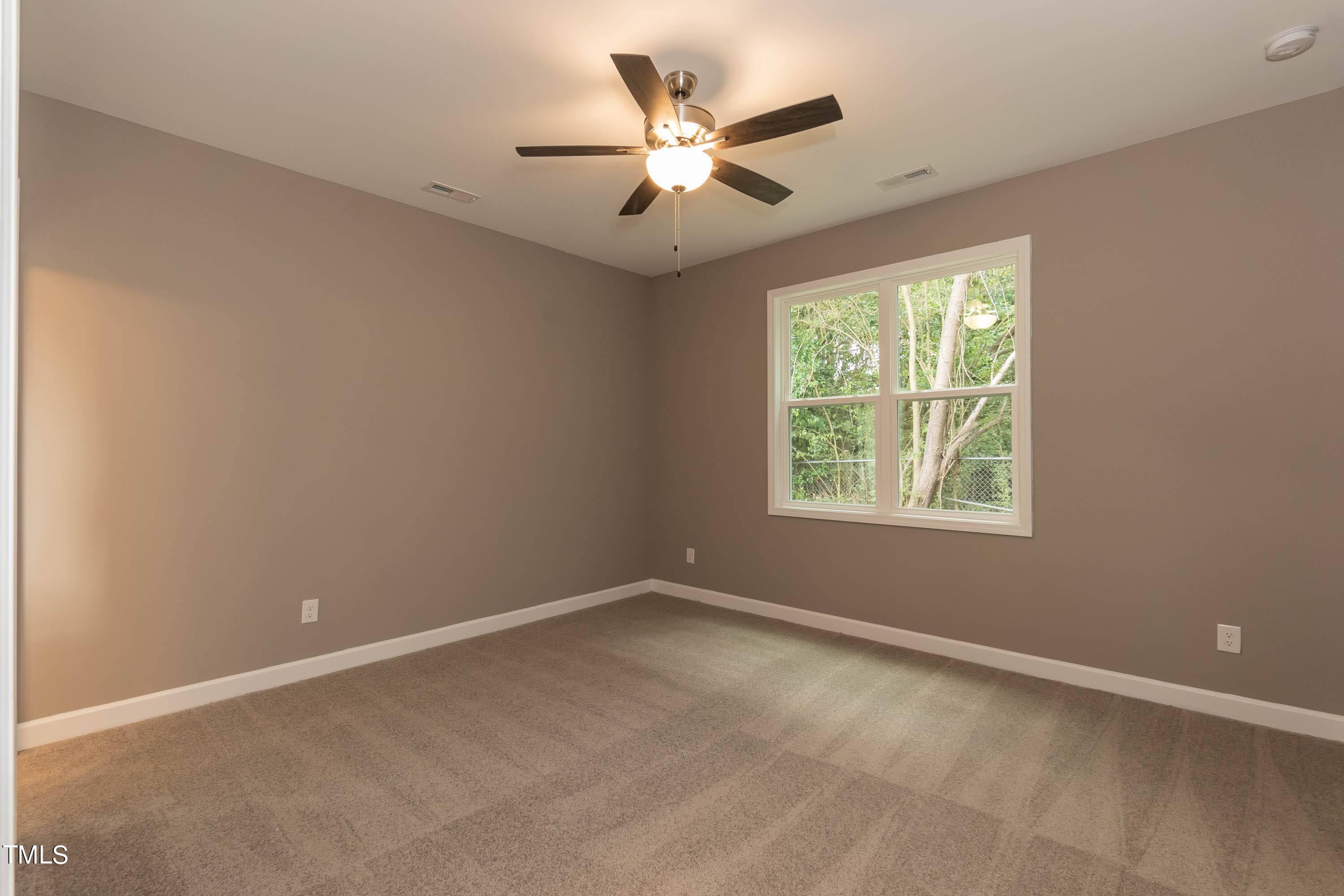 809 E Edgerton Street Property Photo 13