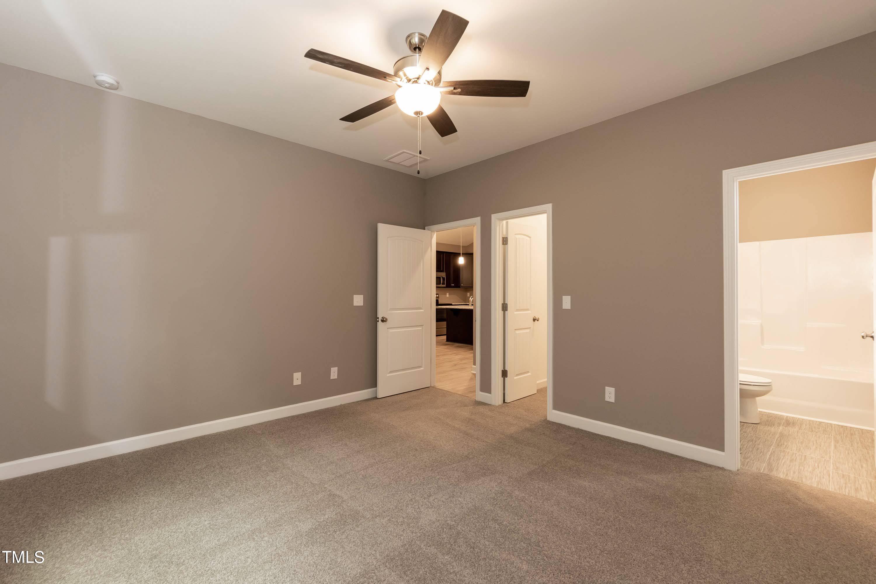 809 E Edgerton Street Property Photo 14