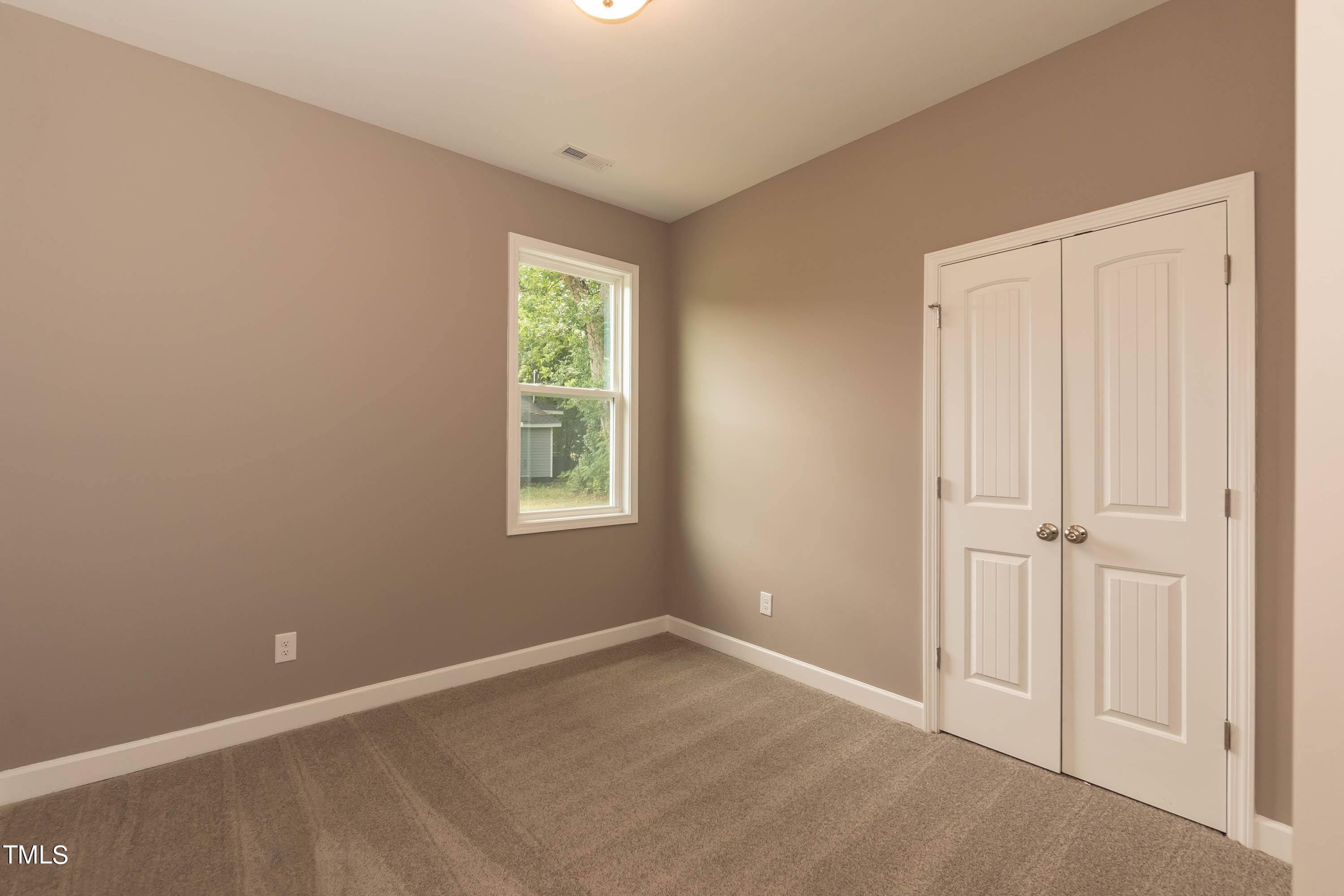 809 E Edgerton Street Property Photo 17
