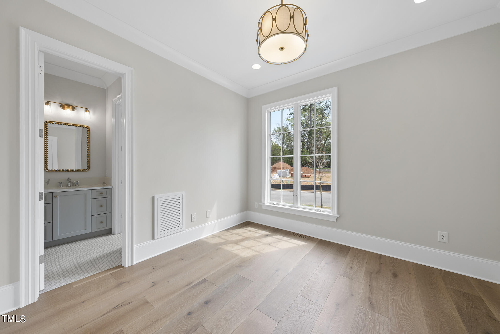 2635 Marchmont Street Property Photo 22