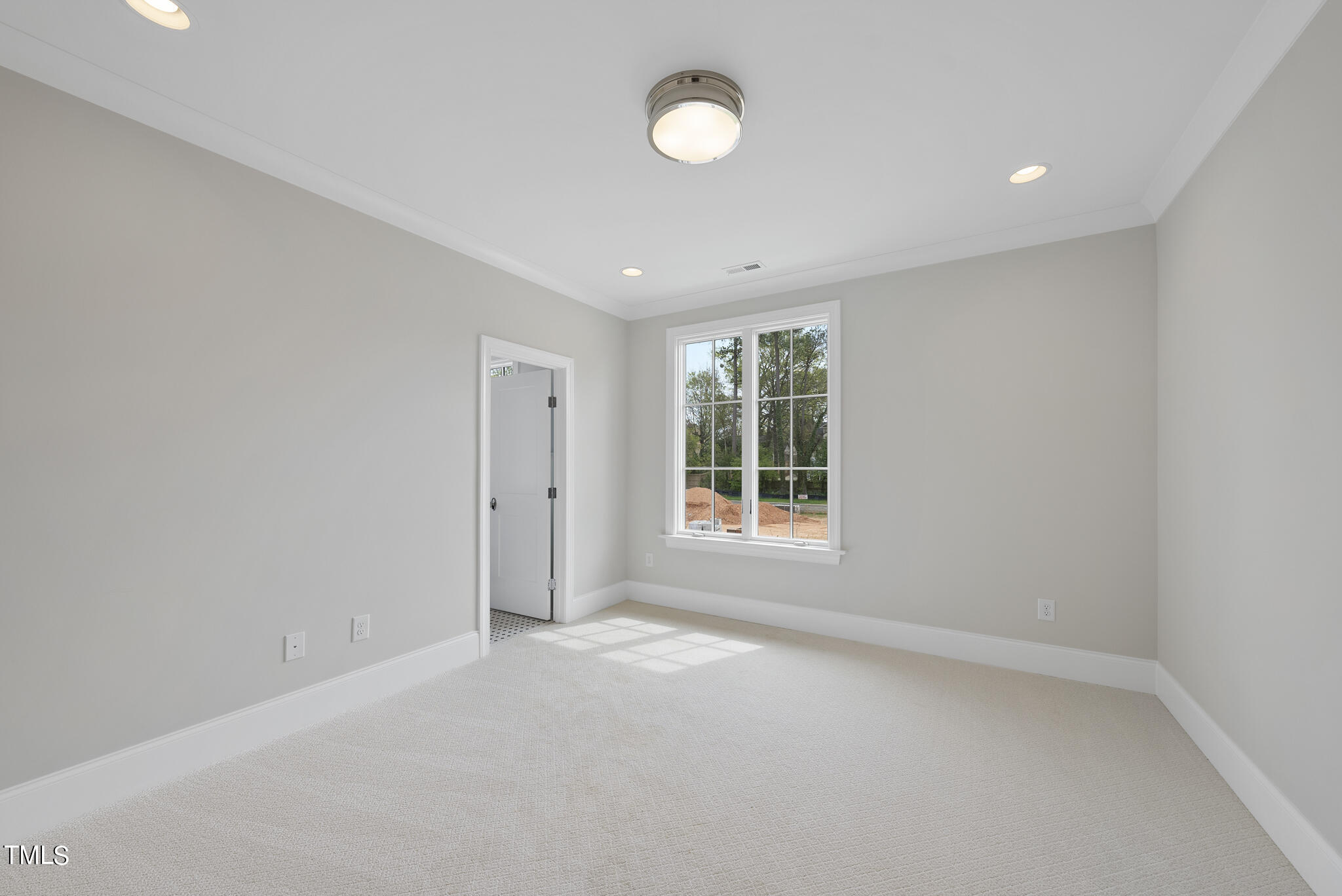 2635 Marchmont Street Property Photo 25