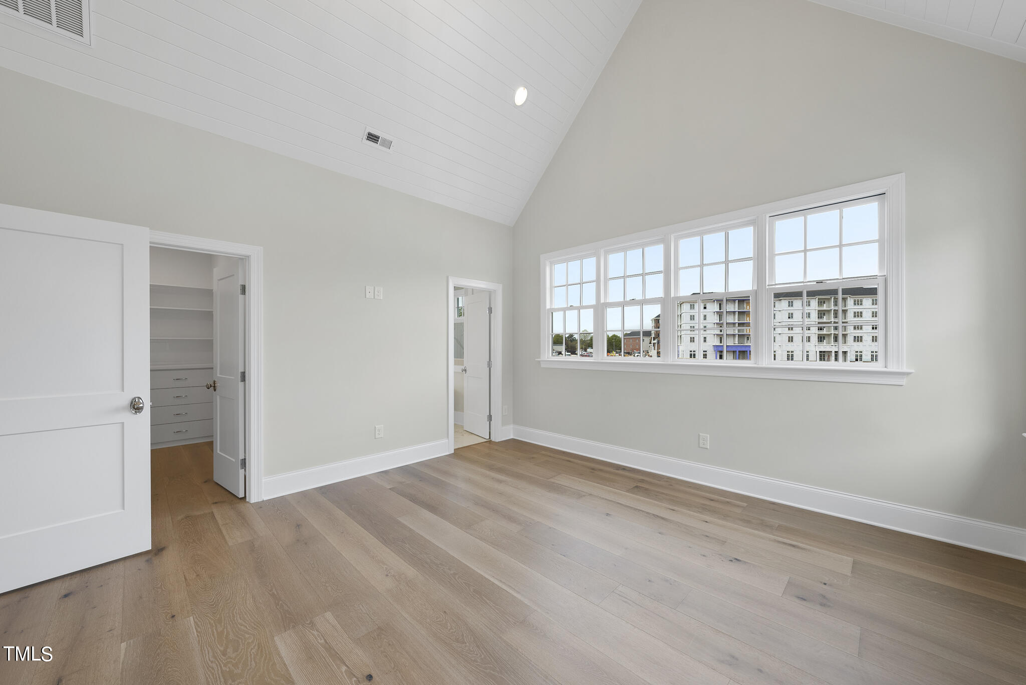 2635 Marchmont Street Property Photo 32