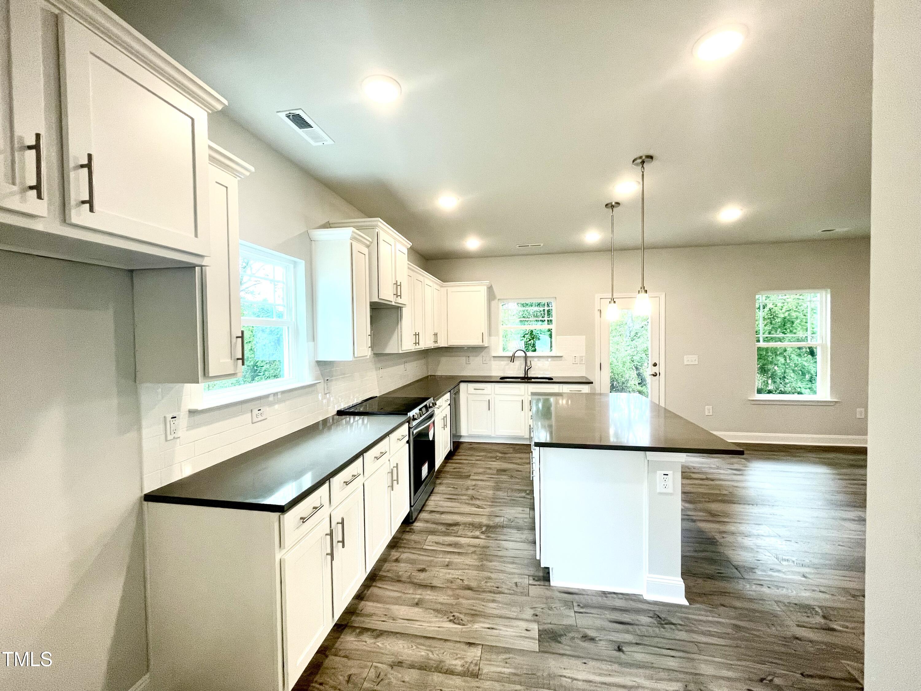 188 New Twin Branch Court Property Photo 8