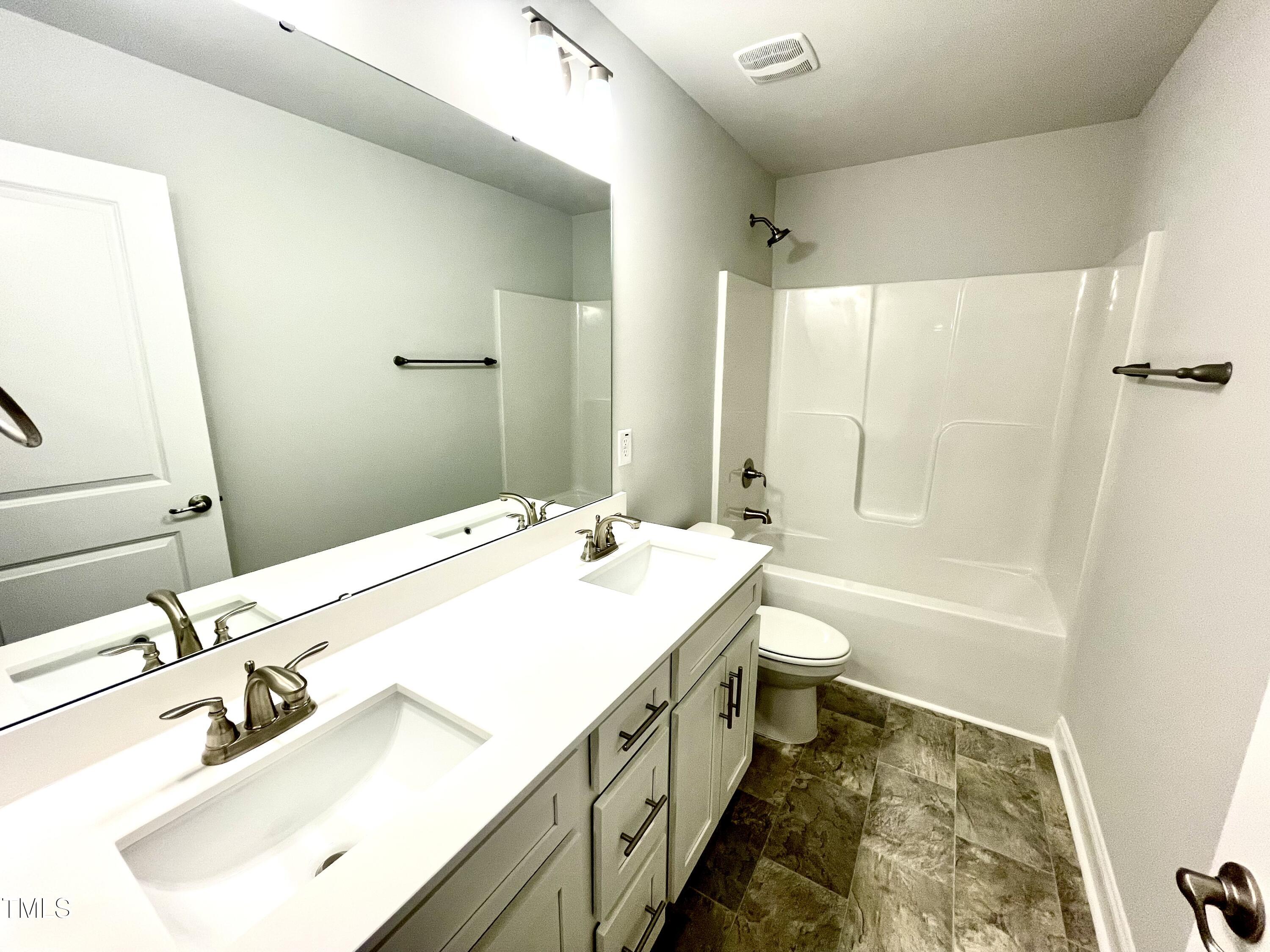 242 New Twin Branch Court Property Photo 29