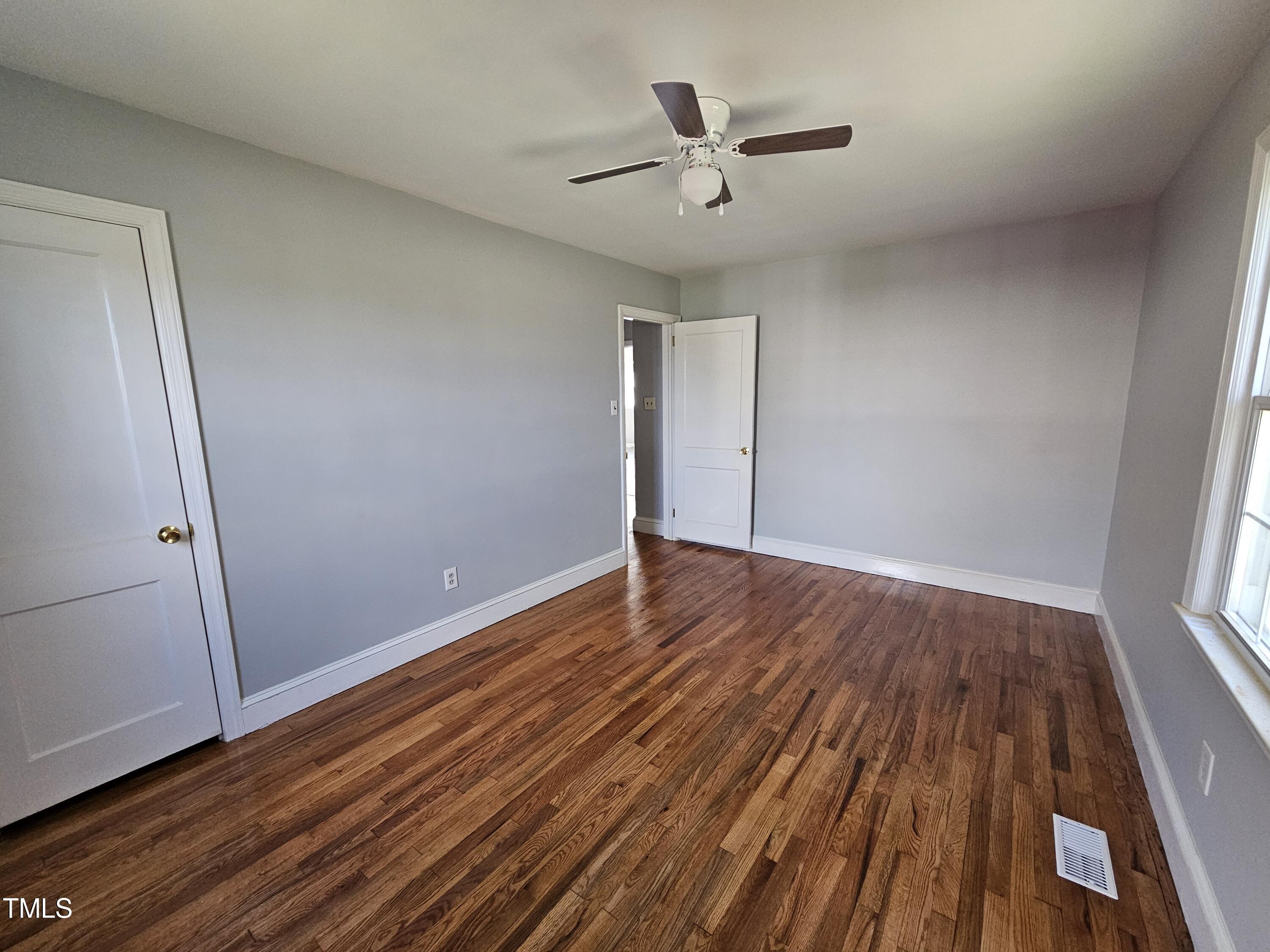 910 Marshall Street Property Photo 14