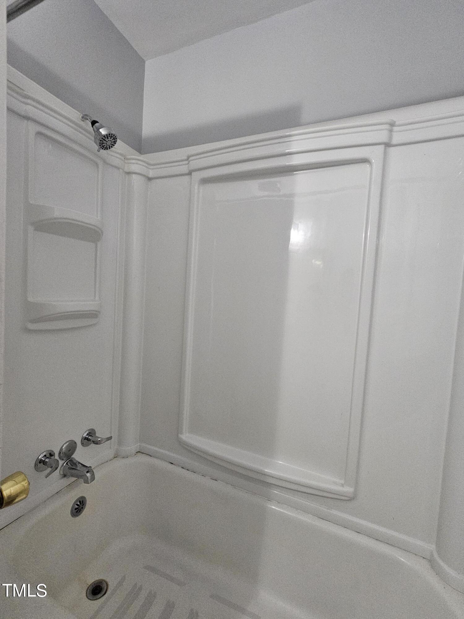 910 Marshall Street Property Photo 17